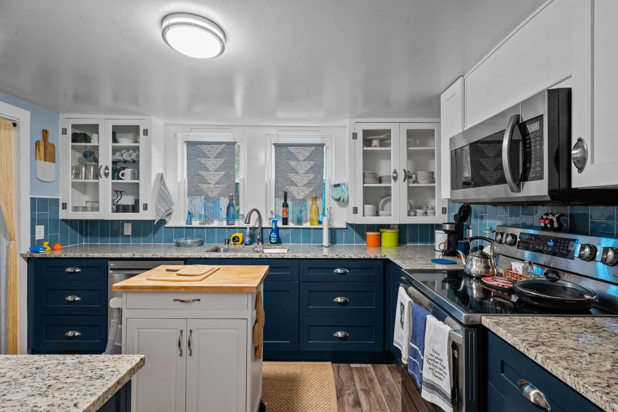 Single Family Residence For Sale in Palo Pinto County , 435 Elm Street, Palo Pinto, Texas 76450, 2 Bedroom, 1 Bathroom, 1 Garage spaces, 1,596 Sqft, built in 1910, mls#21371705, Real Estate Agent in Palo Pinto, Homes For Sale in Palo Pinto county, Homes For Sale in Palo Pinto, Realtor in Palo Pinto Texas, Real Estate Brokerage Independent Realty Texas, Luminita Cordes Realtor