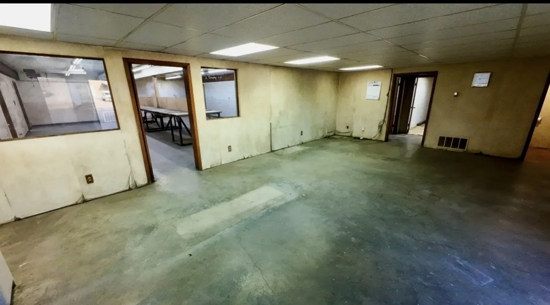 Industrial For Sale in Palo Pinto County , 105 Factory Outlet Avenue, Mineral Wells, Texas 76067, 0, 0, Garage spaces, 0 Sqft, built in 1986, mls#21383935, Real Estate Agent in Mineral Wells, Homes For Sale in Palo Pinto county, Homes For Sale in Mineral Wells, Realtor in Mineral Wells Texas, Real Estate Brokerage Independent Realty Texas, Luminita Cordes Realtor