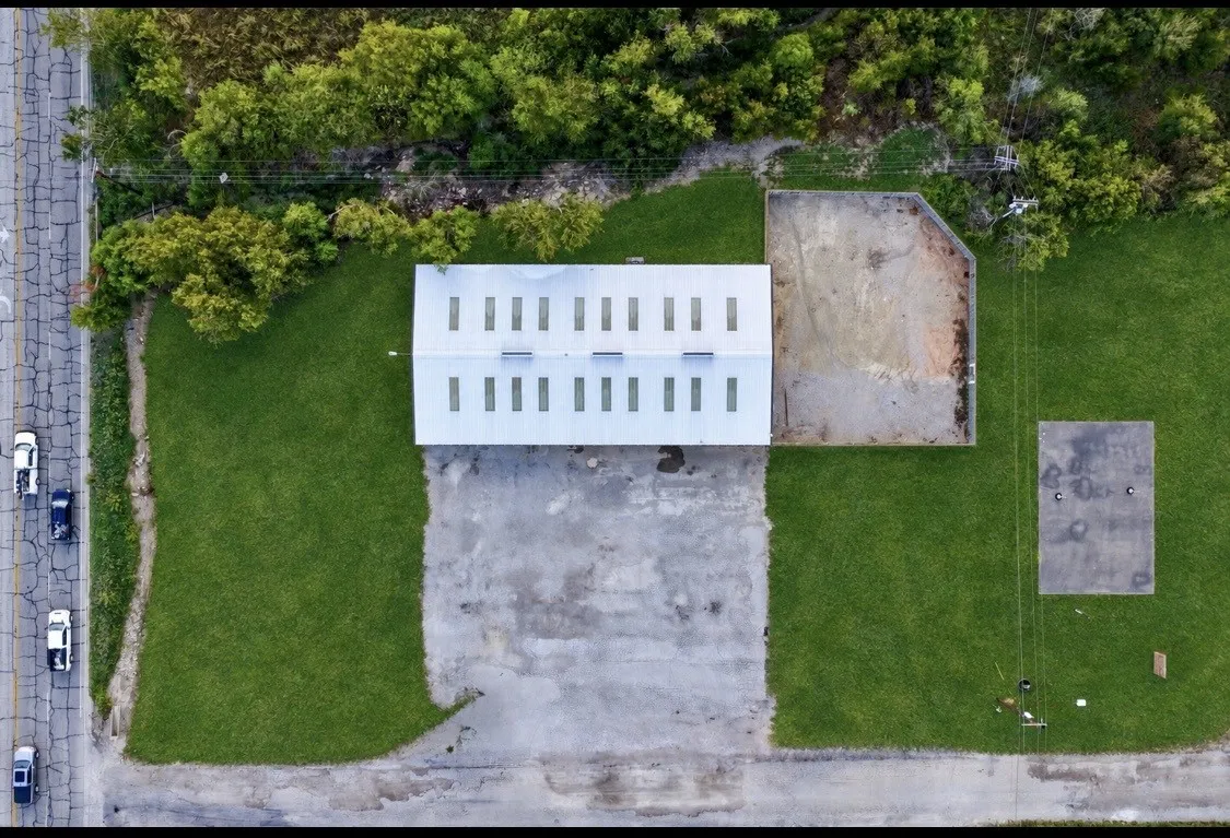 Overhead of structure