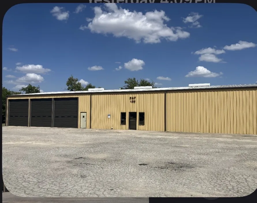 Industrial For Sale in Palo Pinto County , 105 Factory Outlet Avenue, Mineral Wells, Texas 76067, 0, 0, Garage spaces, 0 Sqft, built in 1986, mls#21383935, Real Estate Agent in Mineral Wells, Homes For Sale in Palo Pinto county, Homes For Sale in Mineral Wells, Realtor in Mineral Wells Texas, Real Estate Brokerage Independent Realty Texas, Luminita Cordes Realtor