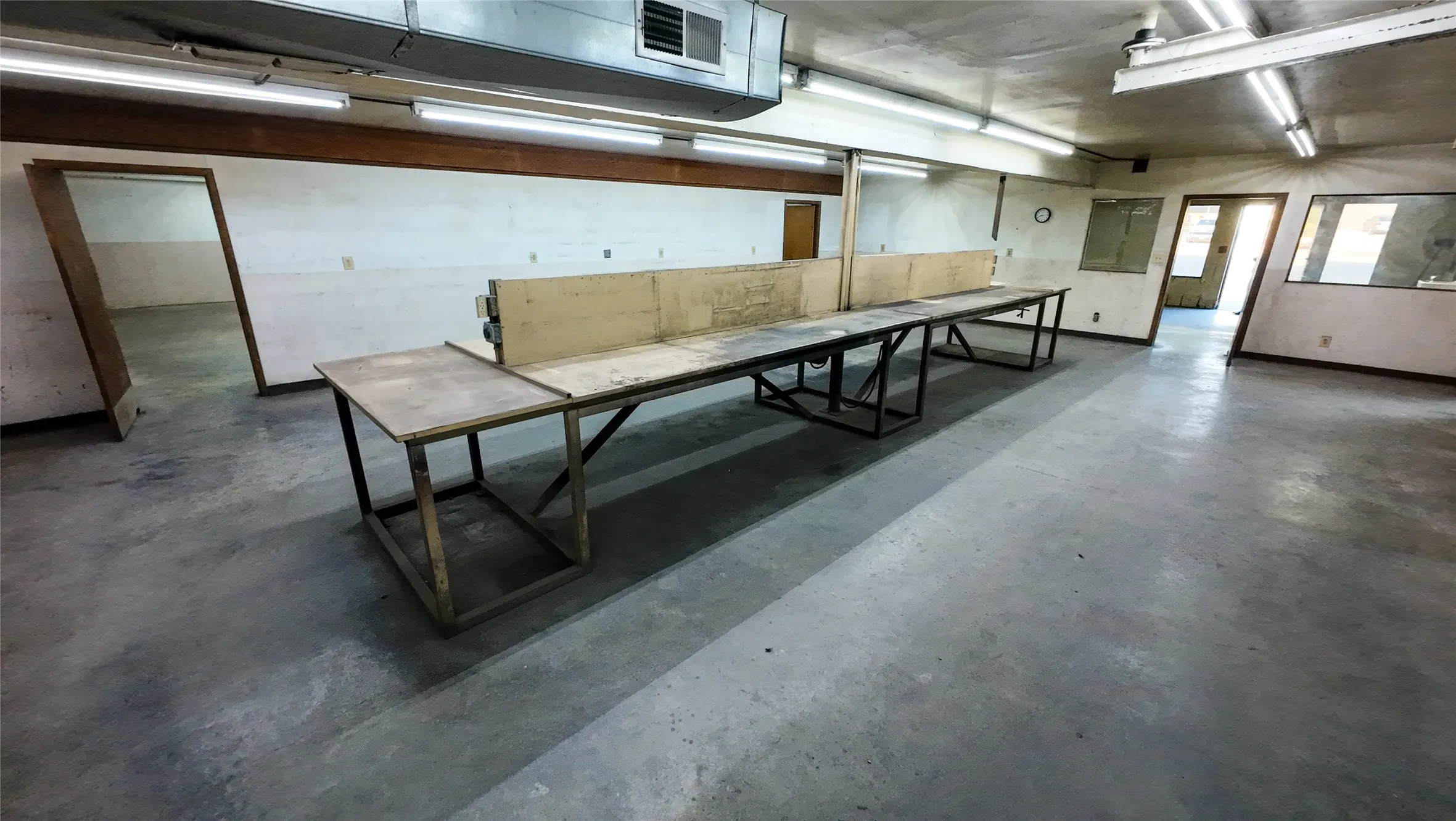 Industrial For Sale in Palo Pinto County , 105 Factory Outlet Avenue, Mineral Wells, Texas 76067, 0, 0, Garage spaces, 0 Sqft, built in 1986, mls#21383935, Real Estate Agent in Mineral Wells, Homes For Sale in Palo Pinto county, Homes For Sale in Mineral Wells, Realtor in Mineral Wells Texas, Real Estate Brokerage Independent Realty Texas, Luminita Cordes Realtor