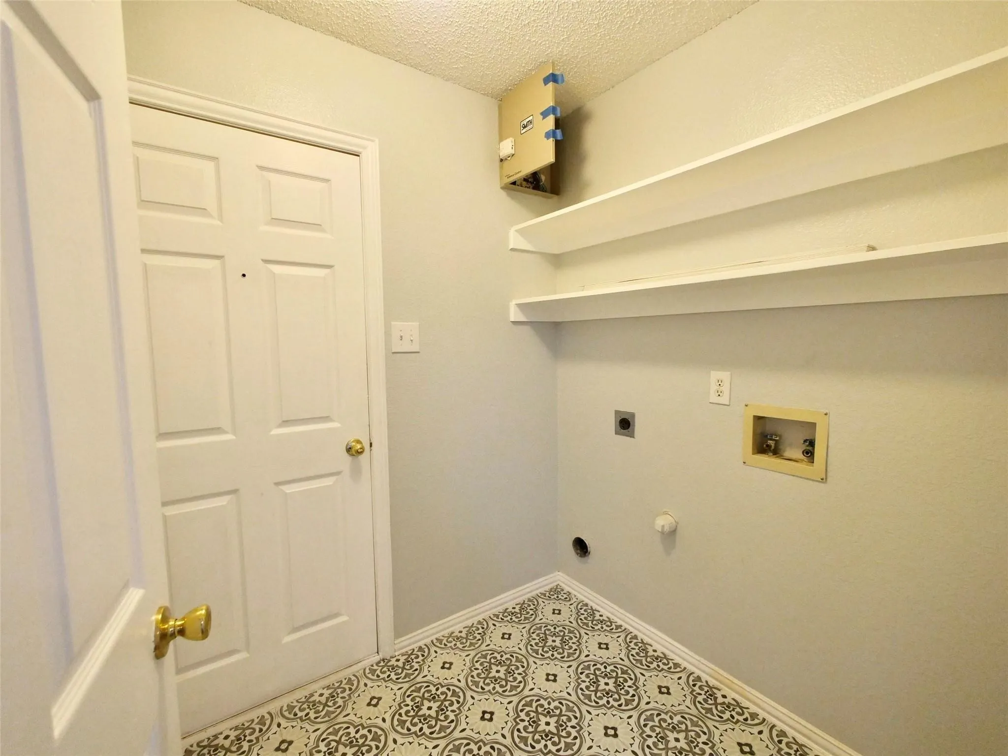 Single Family Residence For Sale in Collin County , 4502 Highlands Drive, Mc Kinney, Texas 75070, 3 Bedroom, 2 Bathroom, 2 Garage spaces, 1,669 Sqft, built in 1996, mls#21384606, Real Estate Agent in Mc Kinney, Homes For Sale in Collin county, Homes For Sale in Mc Kinney, Realtor in Mc Kinney Texas, Real Estate Brokerage Independent Realty Texas, Luminita Cordes Realtor