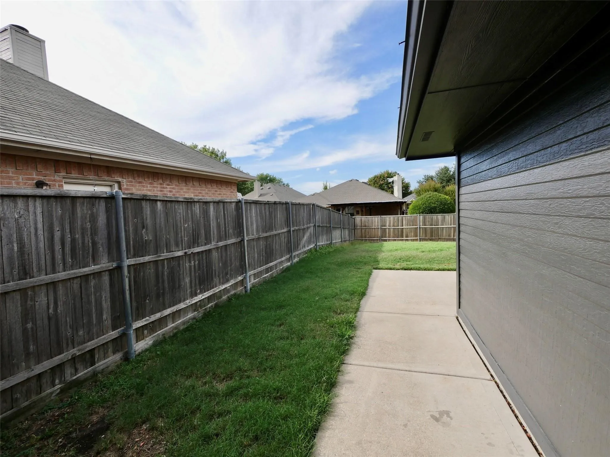 Single Family Residence For Sale in Collin County , 4502 Highlands Drive, Mc Kinney, Texas 75070, 3 Bedroom, 2 Bathroom, 2 Garage spaces, 1,669 Sqft, built in 1996, mls#21384606, Real Estate Agent in Mc Kinney, Homes For Sale in Collin county, Homes For Sale in Mc Kinney, Realtor in Mc Kinney Texas, Real Estate Brokerage Independent Realty Texas, Luminita Cordes Realtor