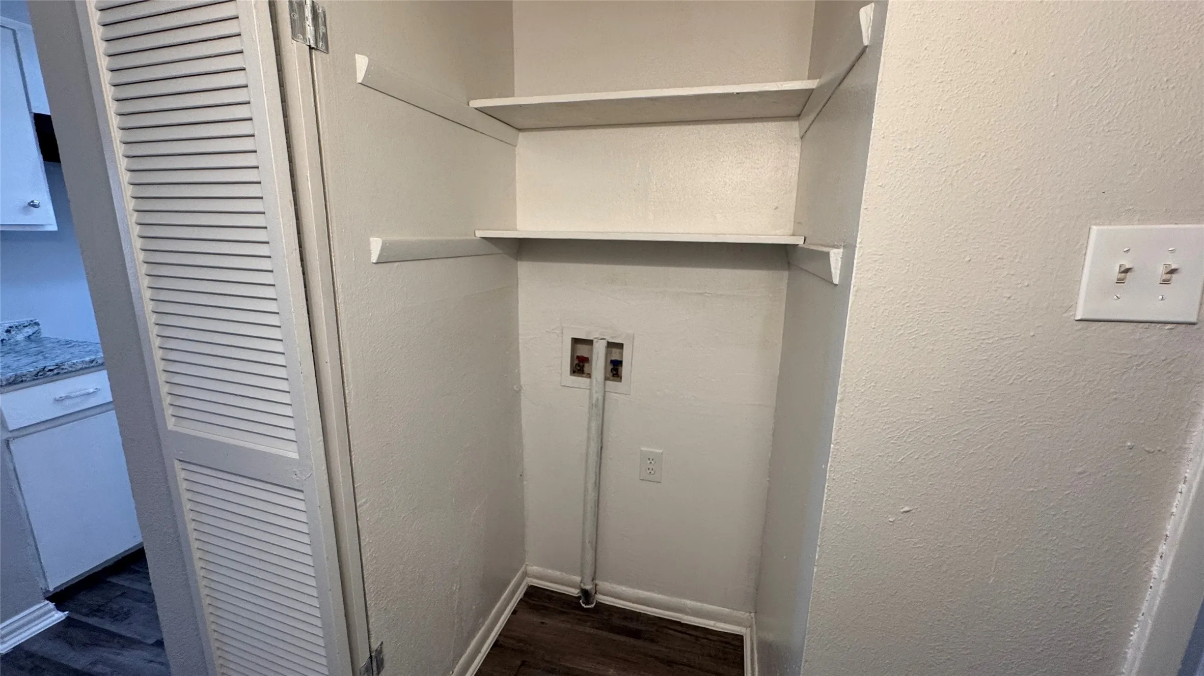 Single Family Residence For Rent in Dallas County , 1247 Seminole Drive, Dallas, Texas 75217, 4 Bedroom, 2 Bathroom, Garage spaces, 1,388 Sqft, built in 1973, mls#21385256, Real Estate Agent in Dallas, Homes For Rent in Dallas county, Homes For Rent in Dallas, Realtor in Dallas Texas, Real Estate Brokerage Independent Realty Texas, Luminita Cordes Realtor