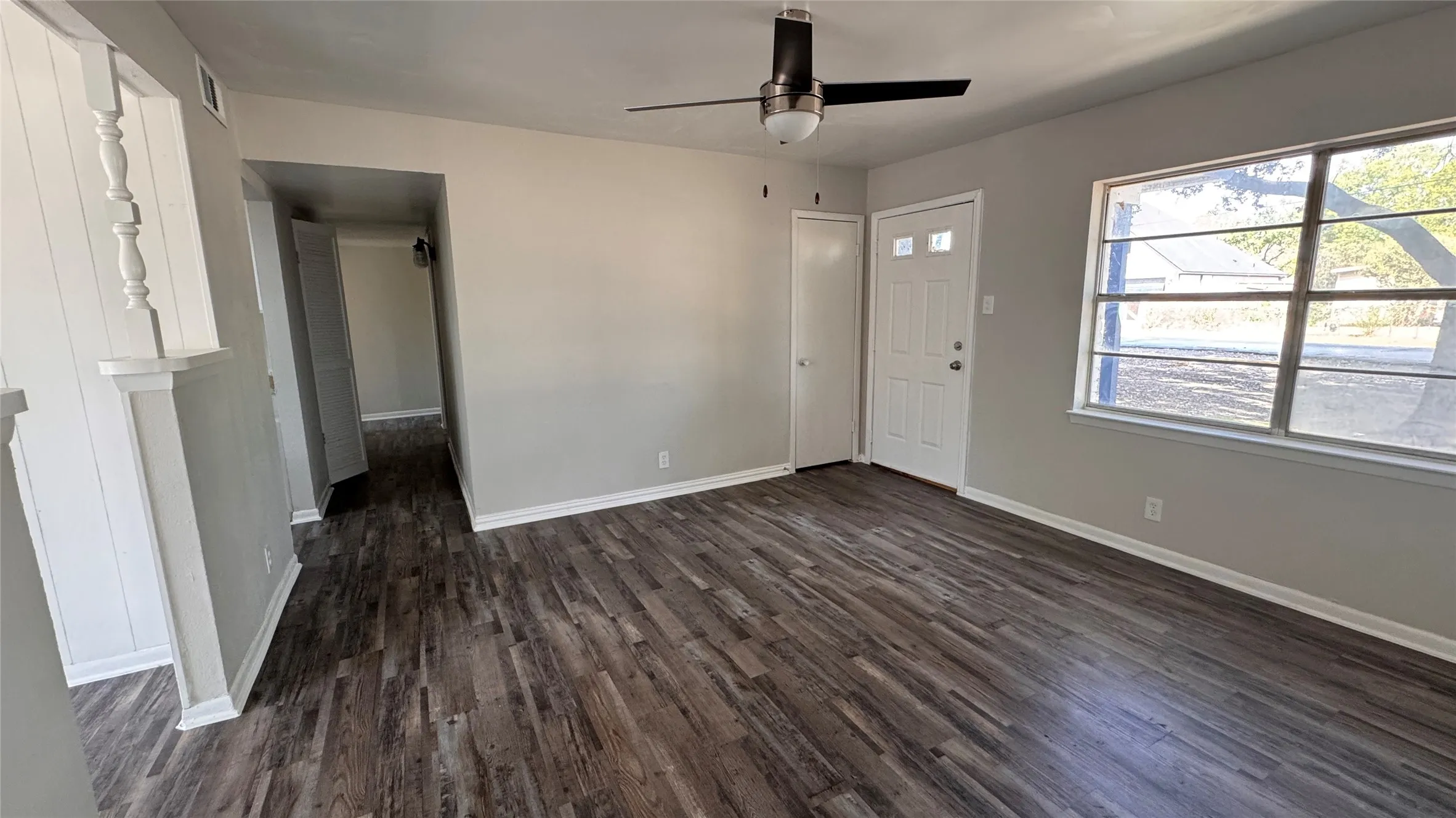 Single Family Residence For Rent in Dallas County , 1247 Seminole Drive, Dallas, Texas 75217, 4 Bedroom, 2 Bathroom, Garage spaces, 1,388 Sqft, built in 1973, mls#21385256, Real Estate Agent in Dallas, Homes For Rent in Dallas county, Homes For Rent in Dallas, Realtor in Dallas Texas, Real Estate Brokerage Independent Realty Texas, Luminita Cordes Realtor