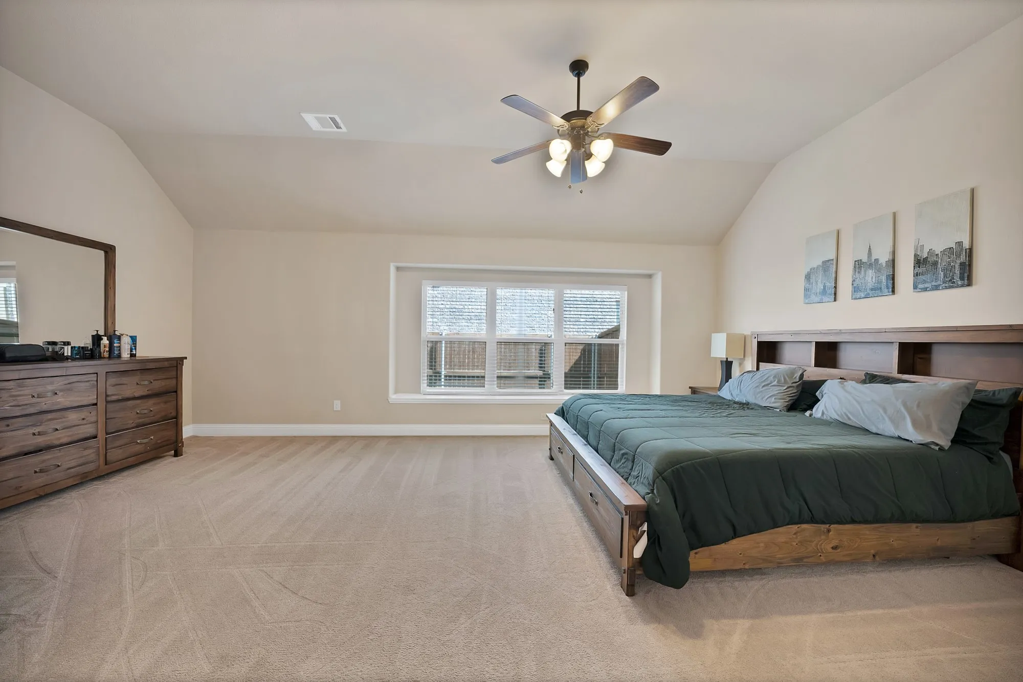 Single Family Residence For Sale in Denton County , 1517 Wright Street, Aubrey, Texas 76227, 4 Bedroom, 3 Bathroom, 2 Garage spaces, 2,456 Sqft, built in 2016, mls#21385233, Real Estate Agent in Aubrey, Homes For Sale in Denton county, Homes For Sale in Aubrey, Realtor in Aubrey Texas, Real Estate Brokerage Independent Realty Texas, Luminita Cordes Realtor