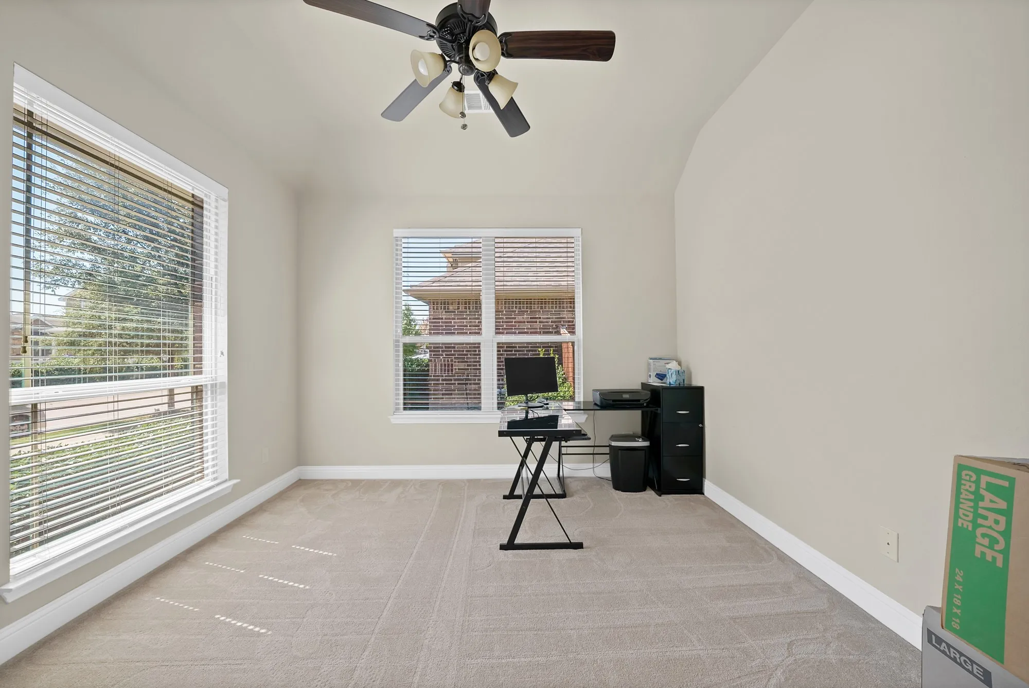 Single Family Residence For Sale in Denton County , 1517 Wright Street, Aubrey, Texas 76227, 4 Bedroom, 3 Bathroom, 2 Garage spaces, 2,456 Sqft, built in 2016, mls#21385233, Real Estate Agent in Aubrey, Homes For Sale in Denton county, Homes For Sale in Aubrey, Realtor in Aubrey Texas, Real Estate Brokerage Independent Realty Texas, Luminita Cordes Realtor