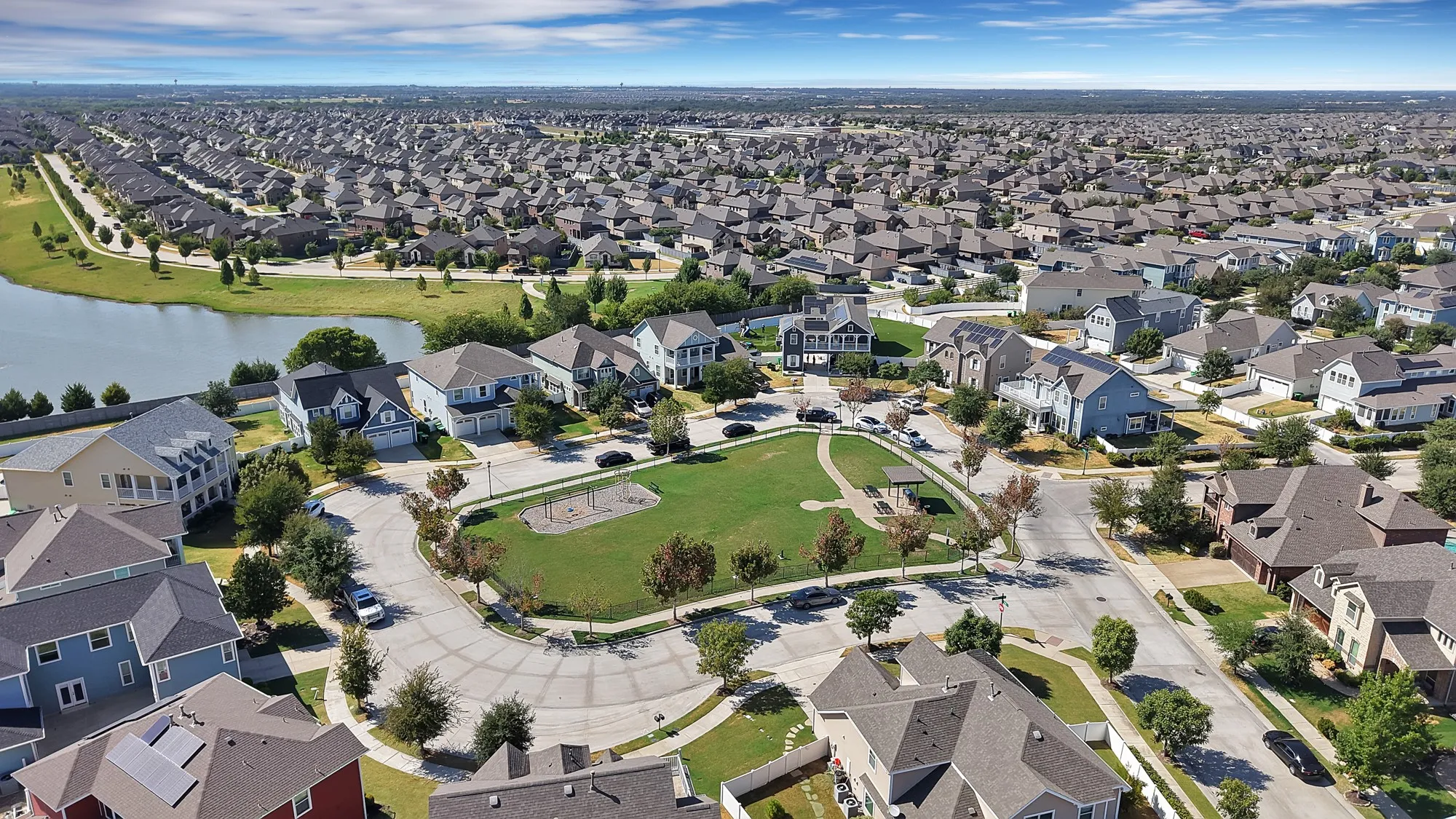 Single Family Residence For Sale in Denton County , 1517 Wright Street, Aubrey, Texas 76227, 4 Bedroom, 3 Bathroom, 2 Garage spaces, 2,456 Sqft, built in 2016, mls#21385233, Real Estate Agent in Aubrey, Homes For Sale in Denton county, Homes For Sale in Aubrey, Realtor in Aubrey Texas, Real Estate Brokerage Independent Realty Texas, Luminita Cordes Realtor