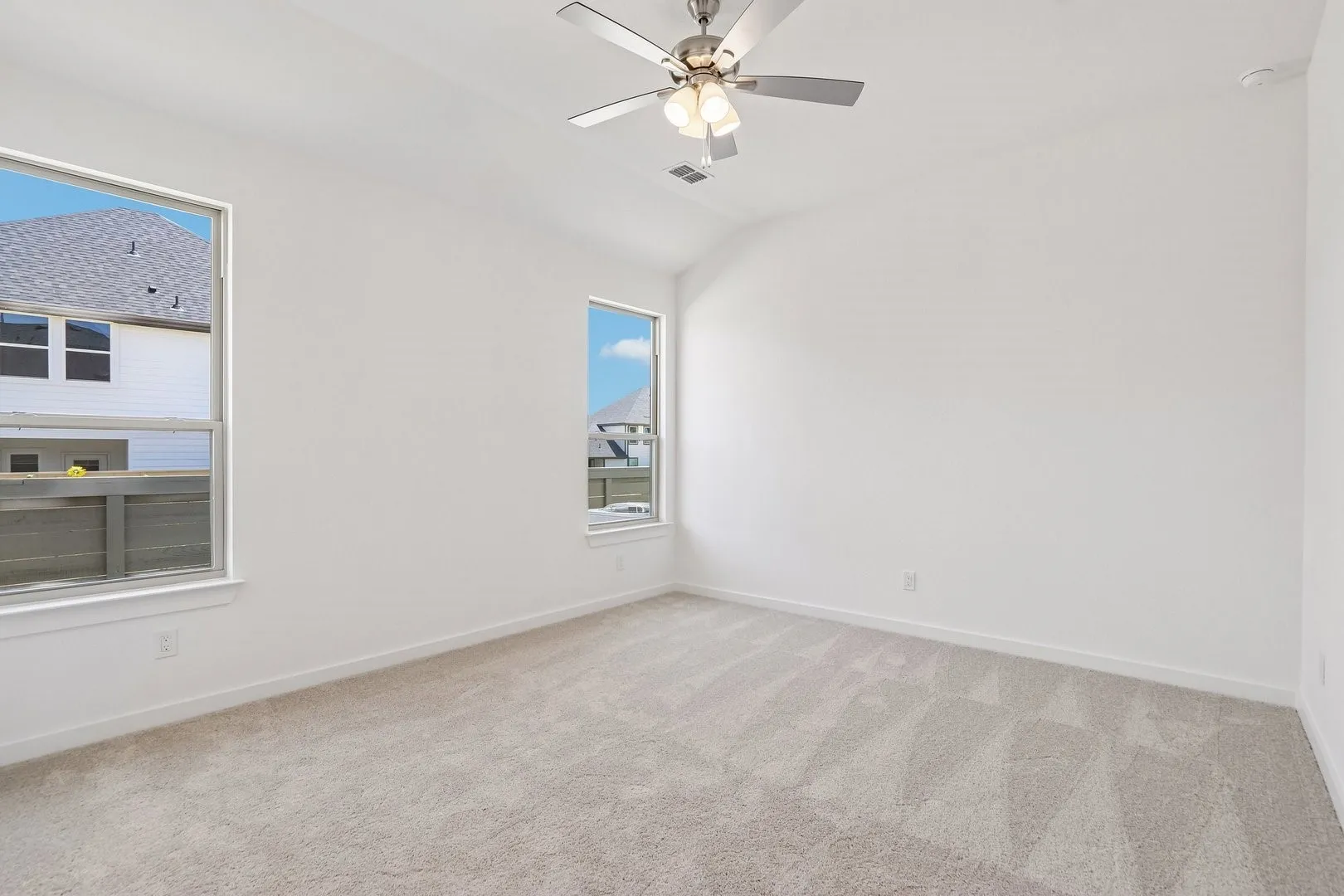 28-web-or-mls-Treeline Parkway-S0108-028