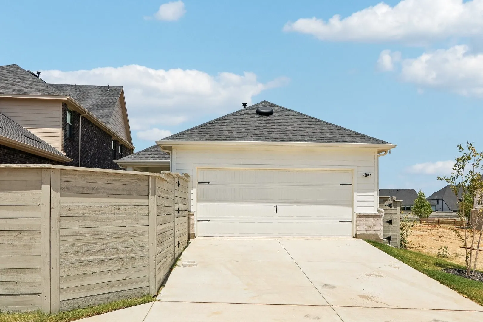 39-web-or-mls-Treeline Parkway-S0108-039