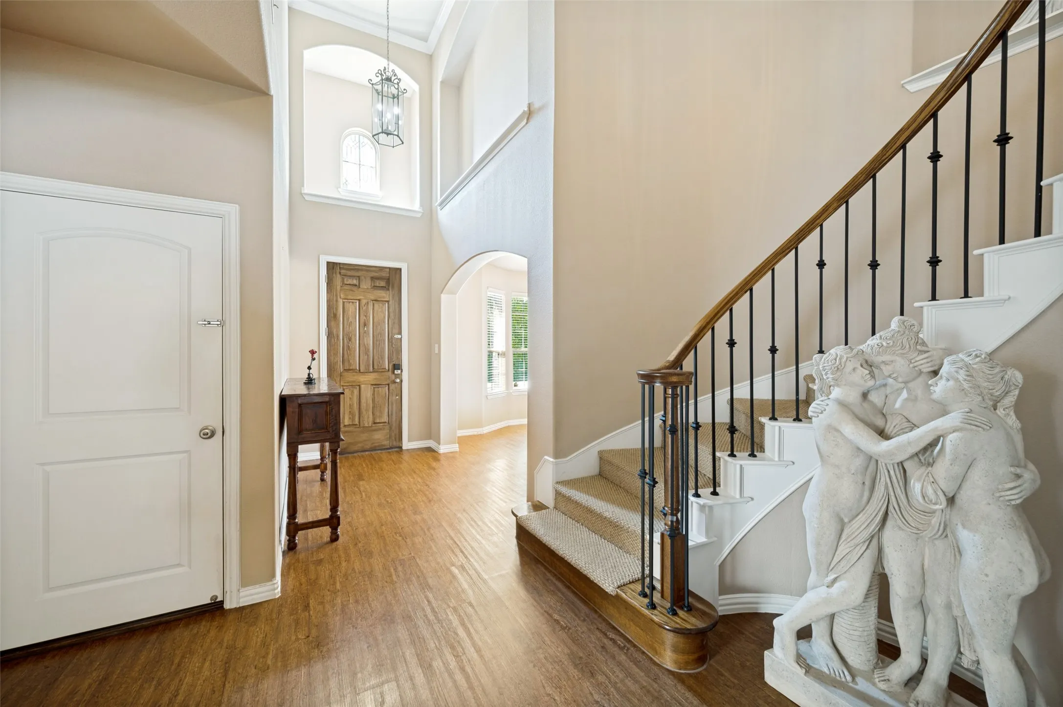 Single Family Residence For Sale in Denton County , 1601 Lake Way Drive, Little Elm, Texas 75068, 5 Bedroom, 4 Bathroom, 2 Garage spaces, 3,250 Sqft, built in 2008, mls#21385001, Real Estate Agent in Little Elm, Homes For Sale in Denton county, Homes For Sale in Little Elm, Realtor in Little Elm Texas, Real Estate Brokerage Independent Realty Texas, Luminita Cordes Realtor