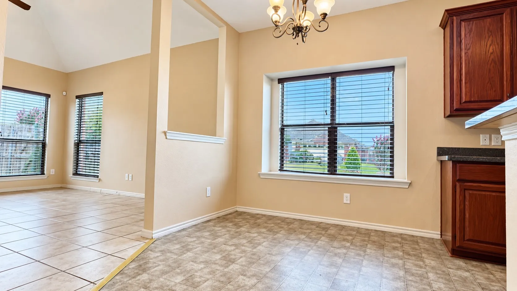 Single Family Residence For Rent in Tarrant County , 3024 Ortiz Drive, Arlington, Texas 76010, 4 Bedroom, 2 Bathroom, 2 Garage spaces, 1,601 Sqft, built in 2013, mls#21385262, Real Estate Agent in Arlington, Homes For Rent in Tarrant county, Homes For Rent in Arlington, Realtor in Arlington Texas, Real Estate Brokerage Independent Realty Texas, Luminita Cordes Realtor
