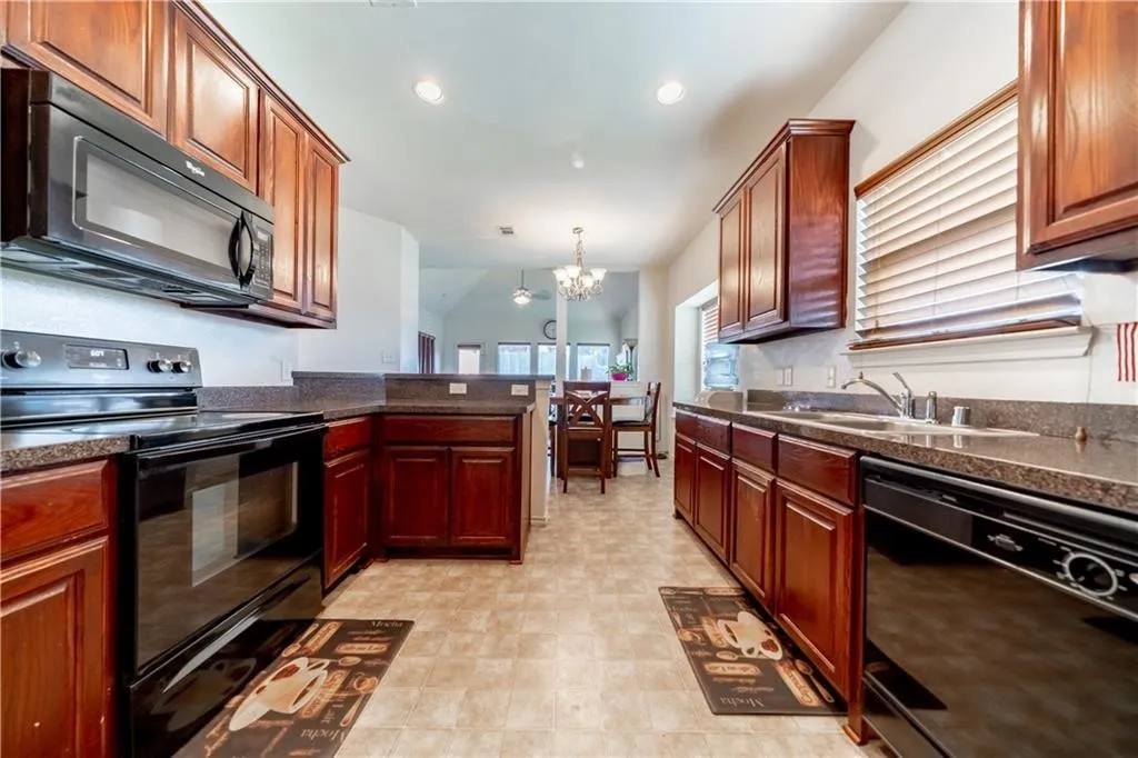 Single Family Residence For Rent in Tarrant County , 3024 Ortiz Drive, Arlington, Texas 76010, 4 Bedroom, 2 Bathroom, 2 Garage spaces, 1,601 Sqft, built in 2013, mls#21385262, Real Estate Agent in Arlington, Homes For Rent in Tarrant county, Homes For Rent in Arlington, Realtor in Arlington Texas, Real Estate Brokerage Independent Realty Texas, Luminita Cordes Realtor