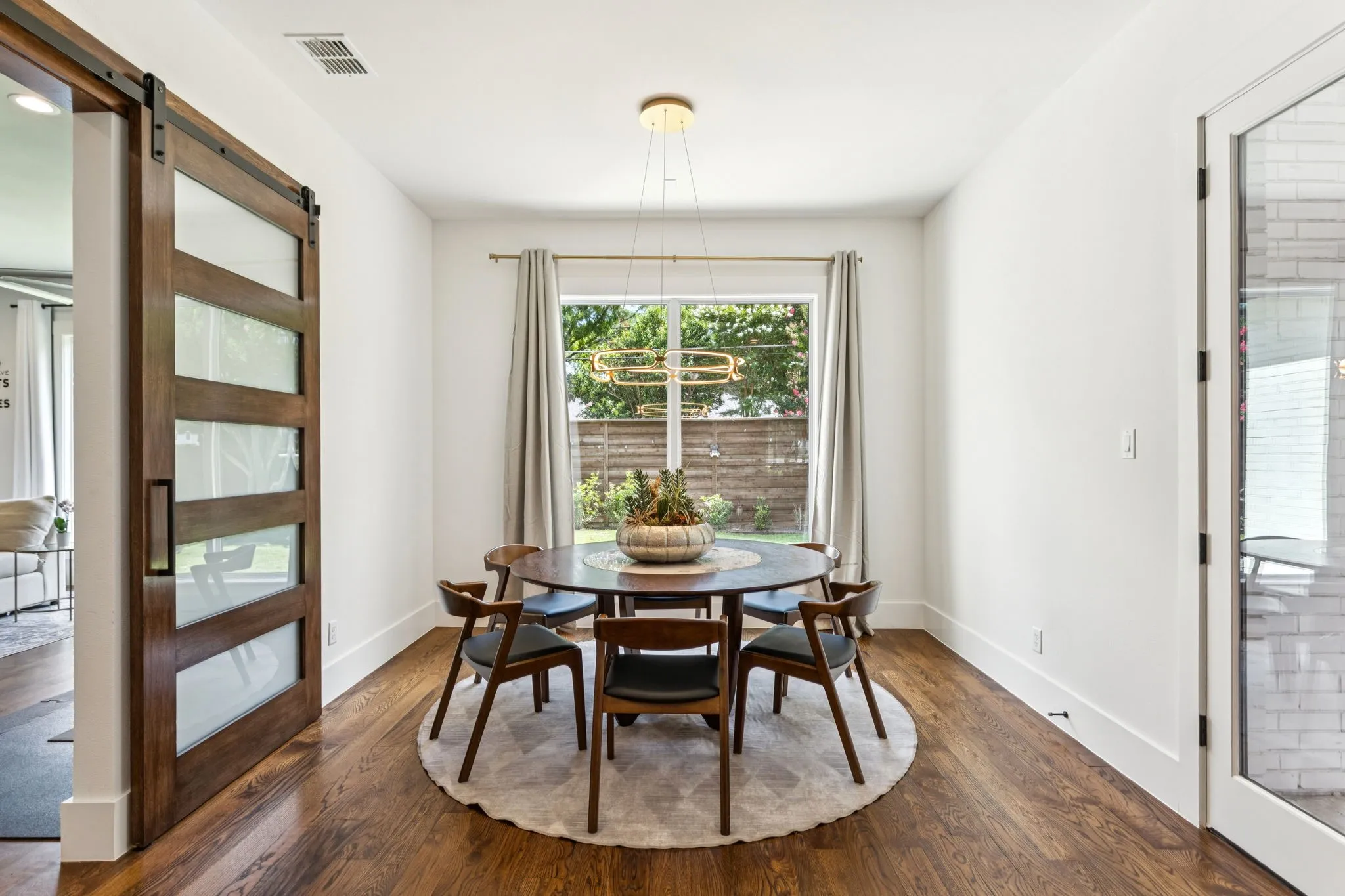 Single Family Residence For Rent in Dallas County , 5960 Williamstown Road, Dallas, Texas 75230, 5 Bedroom, 8 Bathroom, 3 Garage spaces, 5,489 Sqft, built in 2019, mls#21385268, Real Estate Agent in Dallas, Homes For Rent in Dallas county, Homes For Rent in Dallas, Realtor in Dallas Texas, Real Estate Brokerage Independent Realty Texas, Luminita Cordes Realtor