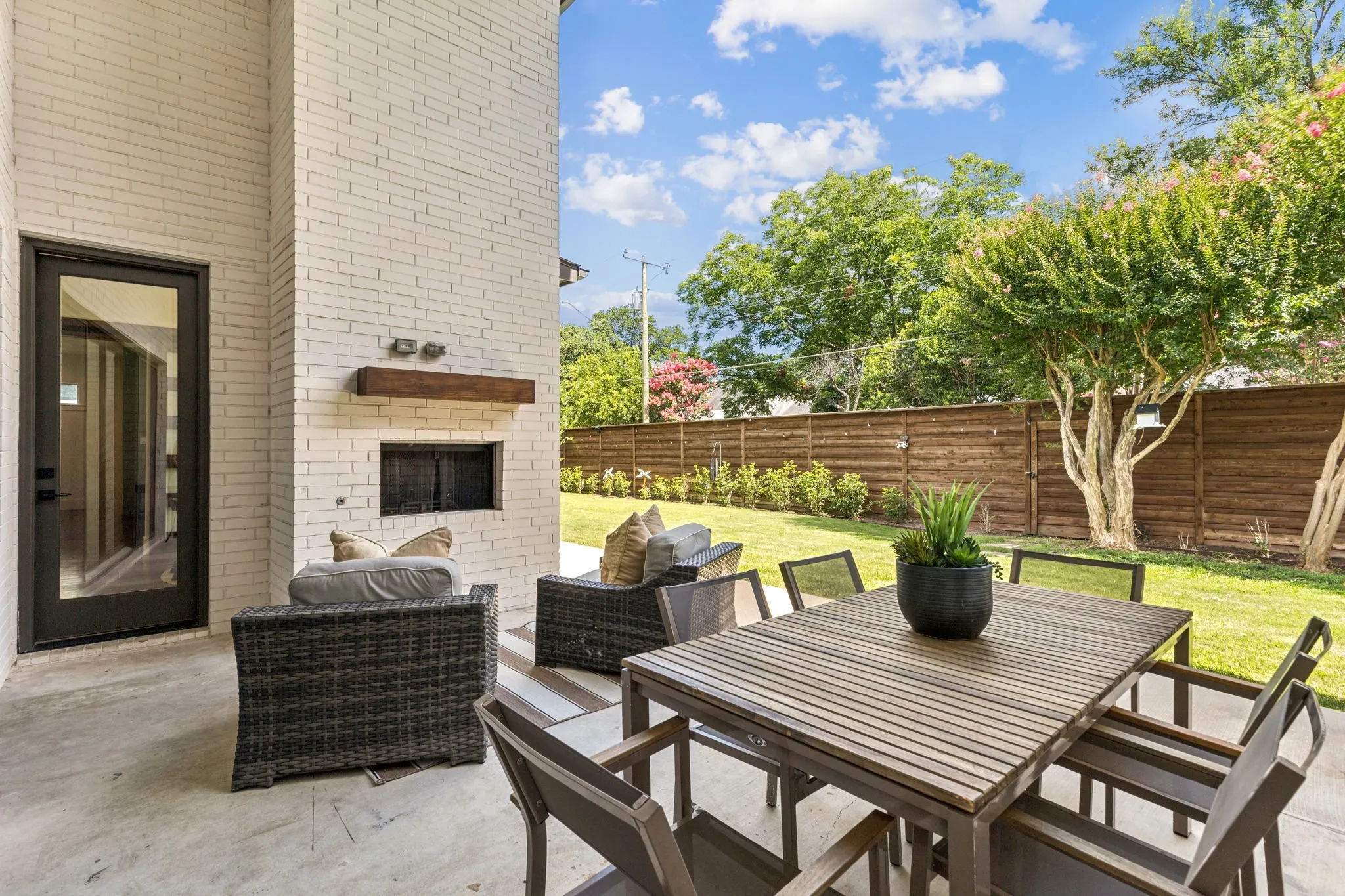 Single Family Residence For Rent in Dallas County , 5960 Williamstown Road, Dallas, Texas 75230, 5 Bedroom, 8 Bathroom, 3 Garage spaces, 5,489 Sqft, built in 2019, mls#21385268, Real Estate Agent in Dallas, Homes For Rent in Dallas county, Homes For Rent in Dallas, Realtor in Dallas Texas, Real Estate Brokerage Independent Realty Texas, Luminita Cordes Realtor