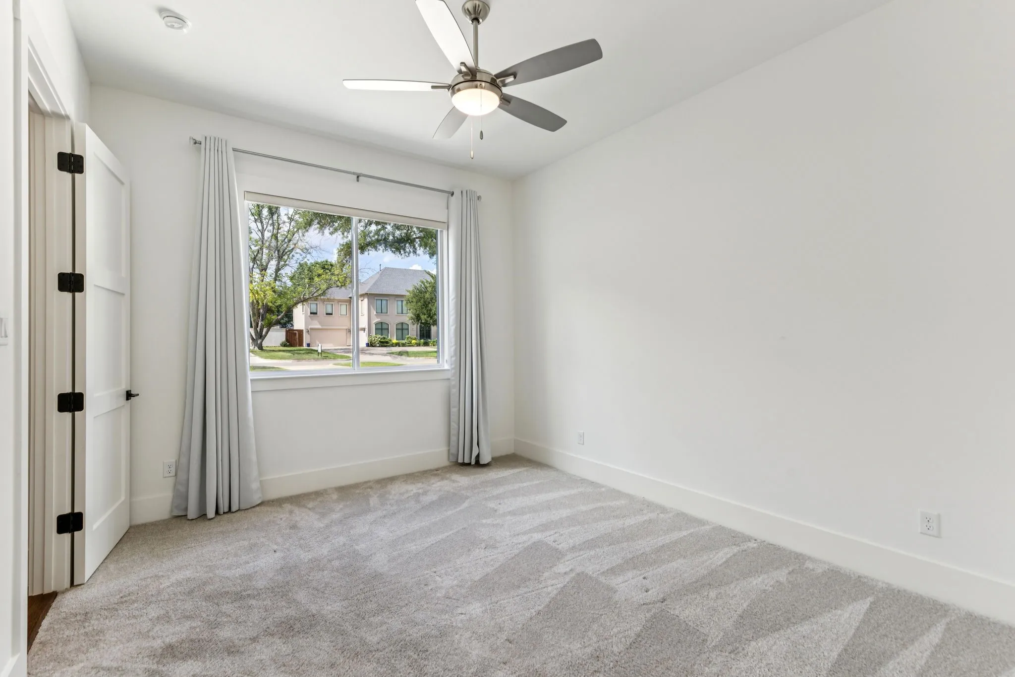Single Family Residence For Rent in Dallas County , 5960 Williamstown Road, Dallas, Texas 75230, 5 Bedroom, 8 Bathroom, 3 Garage spaces, 5,489 Sqft, built in 2019, mls#21385268, Real Estate Agent in Dallas, Homes For Rent in Dallas county, Homes For Rent in Dallas, Realtor in Dallas Texas, Real Estate Brokerage Independent Realty Texas, Luminita Cordes Realtor