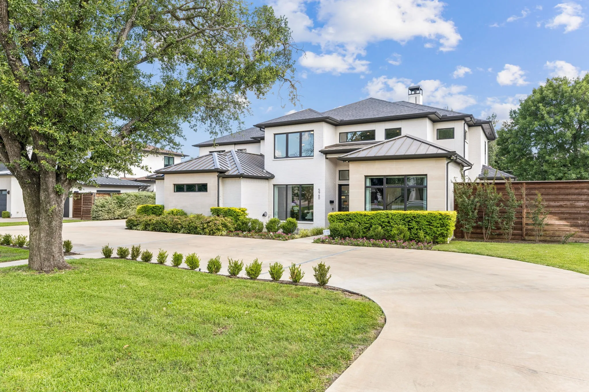 Single Family Residence For Rent in Dallas County , 5960 Williamstown Road, Dallas, Texas 75230, 5 Bedroom, 8 Bathroom, 3 Garage spaces, 5,489 Sqft, built in 2019, mls#21385268, Real Estate Agent in Dallas, Homes For Rent in Dallas county, Homes For Rent in Dallas, Realtor in Dallas Texas, Real Estate Brokerage Independent Realty Texas, Luminita Cordes Realtor