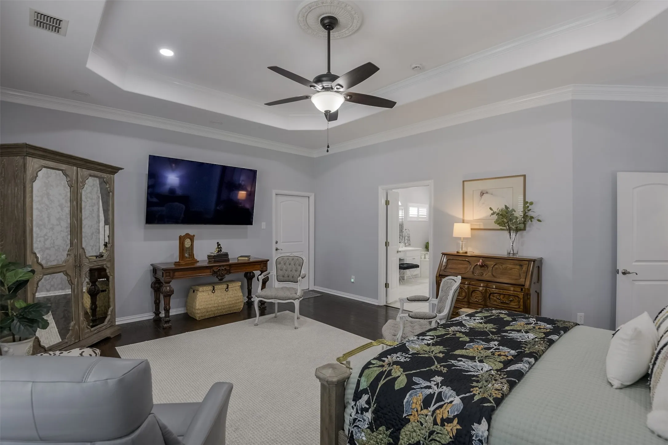 Single Family Residence For Sale in Ellis County , 818 Amherst Drive, Waxahachie, Texas 75165, 3 Bedroom, 2 Bathroom, 2 Garage spaces, 2,572 Sqft, built in 2005, mls#21384907, Real Estate Agent in Waxahachie, Homes For Sale in Ellis county, Homes For Sale in Waxahachie, Realtor in Waxahachie Texas, Real Estate Brokerage Independent Realty Texas, Luminita Cordes Realtor