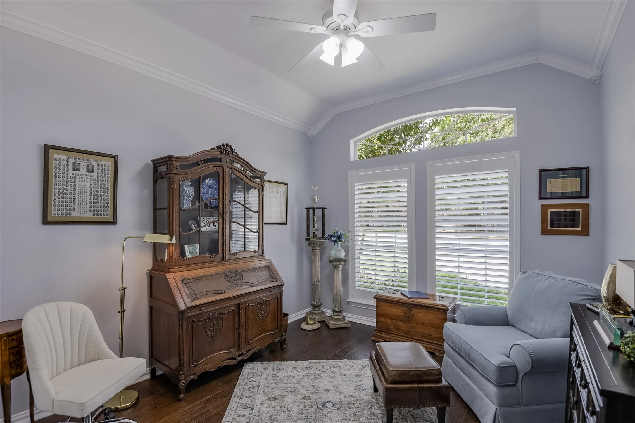 Single Family Residence For Sale in Ellis County , 818 Amherst Drive, Waxahachie, Texas 75165, 3 Bedroom, 2 Bathroom, 2 Garage spaces, 2,572 Sqft, built in 2005, mls#21384907, Real Estate Agent in Waxahachie, Homes For Sale in Ellis county, Homes For Sale in Waxahachie, Realtor in Waxahachie Texas, Real Estate Brokerage Independent Realty Texas, Luminita Cordes Realtor