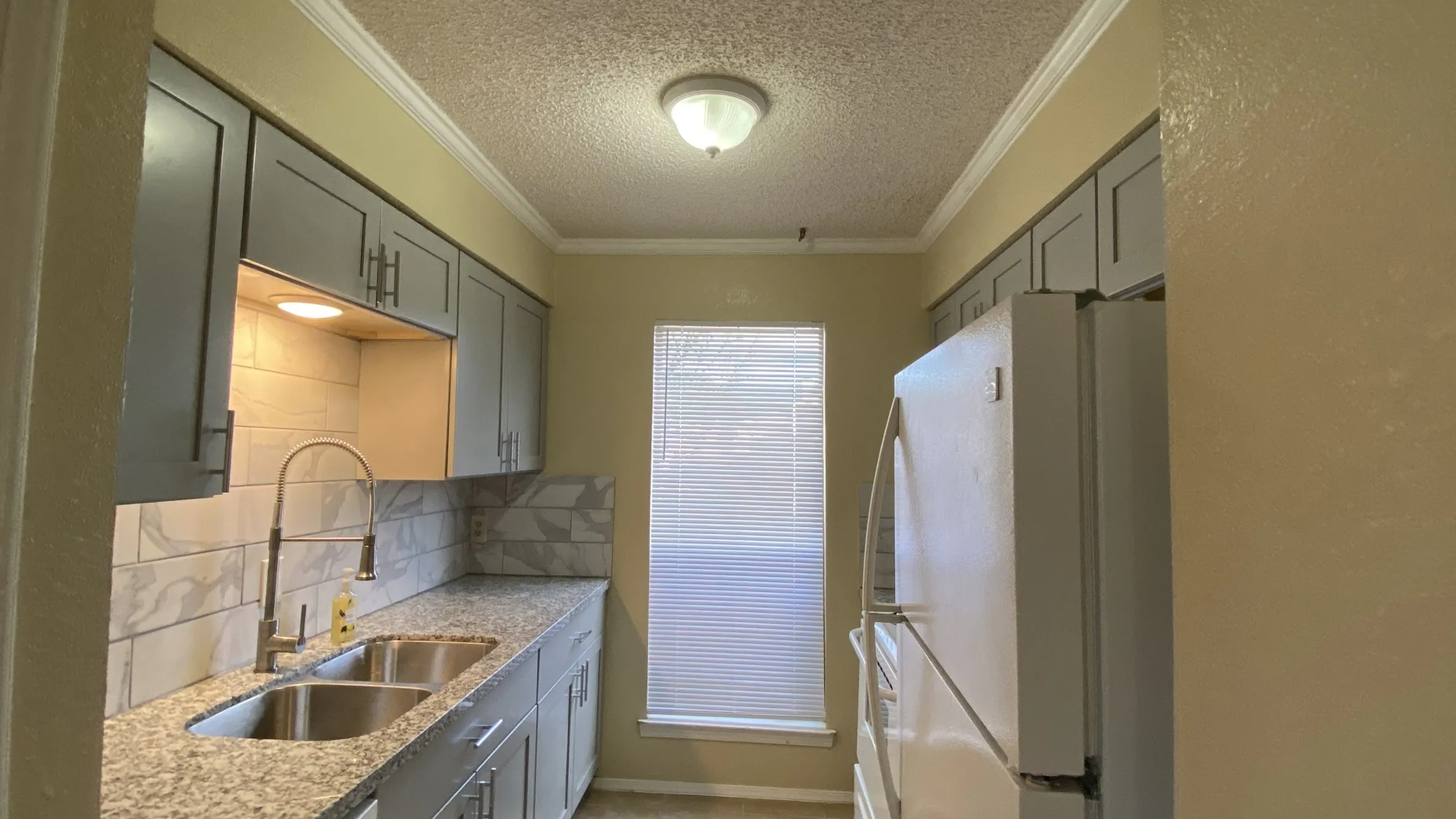 Duplex For Rent in Tarrant County , 2750 Parkchester Drive, Arlington, Texas 76015, 2 Bedroom, 2 Bathroom, Garage spaces, 1,012 Sqft, built in 1978, mls#21385272, Real Estate Agent in Arlington, Homes For Rent in Tarrant county, Homes For Rent in Arlington, Realtor in Arlington Texas, Real Estate Brokerage Independent Realty Texas, Luminita Cordes Realtor