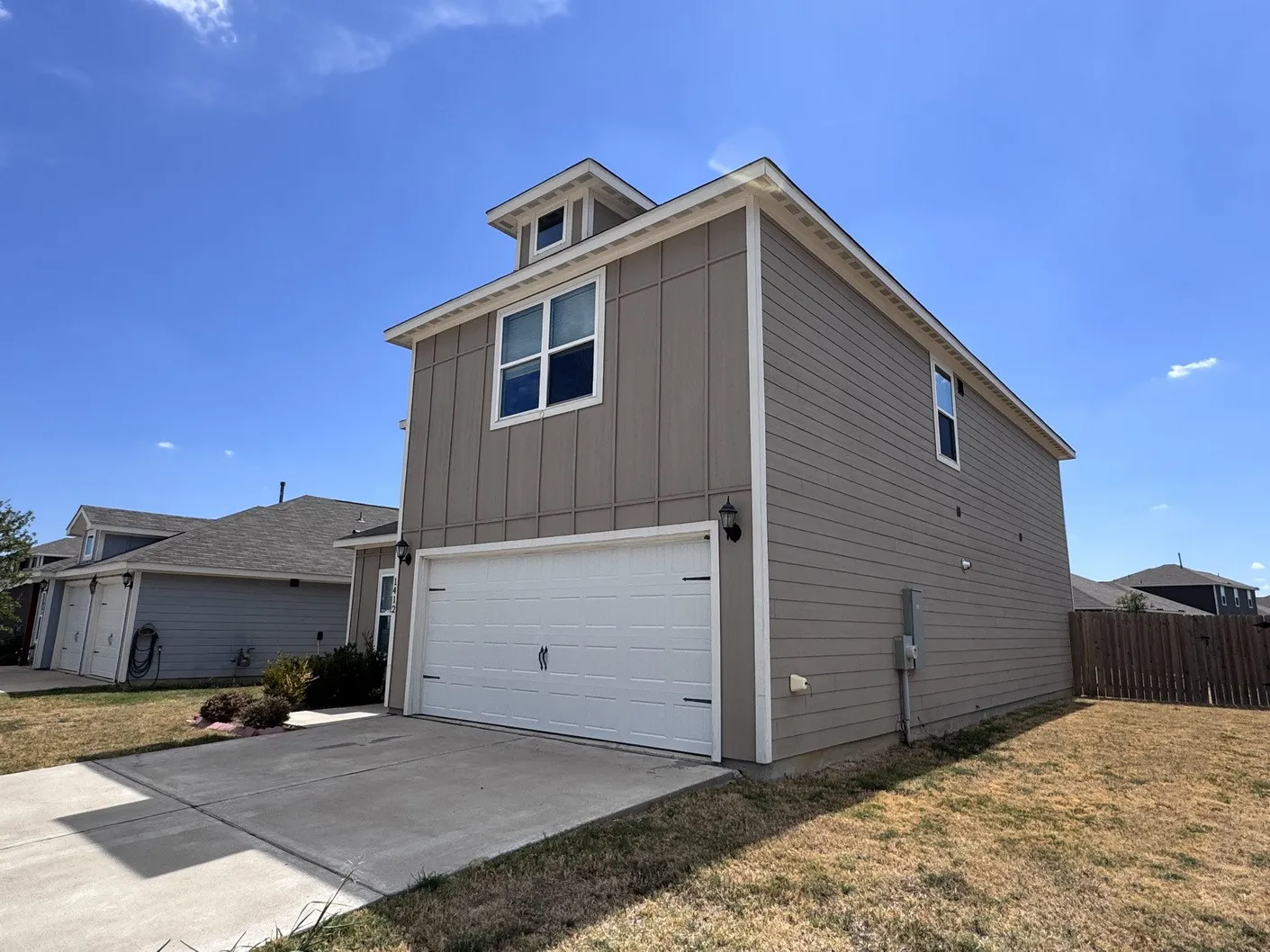 Single Family Residence For Sale in Tarrant County , 1412 Woodwinds Drive, Fort Worth, Texas 76140, 5 Bedroom, 3 Bathroom, 2 Garage spaces, 2,555 Sqft, built in 2022, mls#21385263, Real Estate Agent in Fort Worth, Homes For Sale in Tarrant county, Homes For Sale in Fort Worth, Realtor in Fort Worth Texas, Real Estate Brokerage Independent Realty Texas, Luminita Cordes Realtor