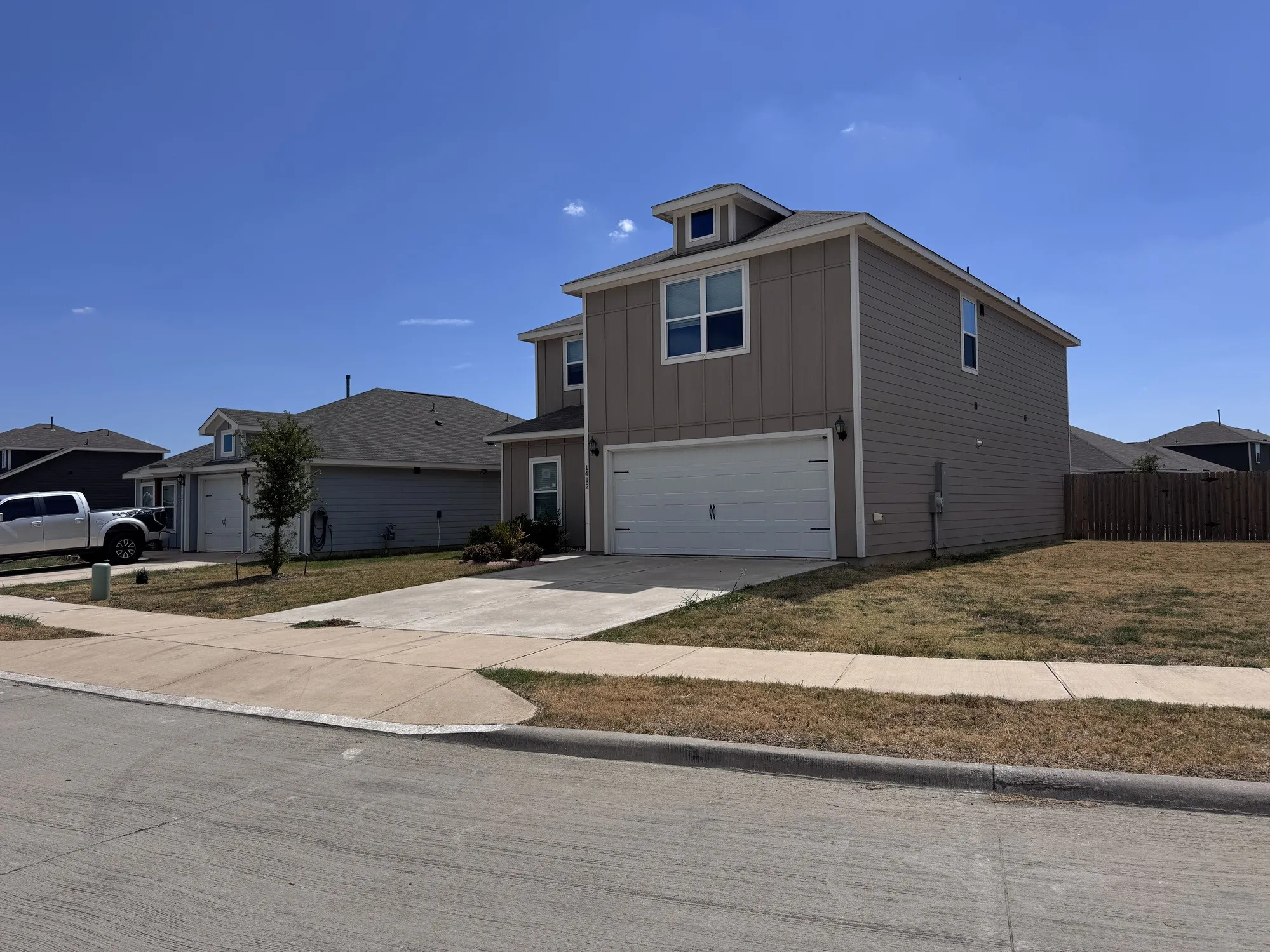 Single Family Residence For Sale in Tarrant County , 1412 Woodwinds Drive, Fort Worth, Texas 76140, 5 Bedroom, 3 Bathroom, 2 Garage spaces, 2,555 Sqft, built in 2022, mls#21385263, Real Estate Agent in Fort Worth, Homes For Sale in Tarrant county, Homes For Sale in Fort Worth, Realtor in Fort Worth Texas, Real Estate Brokerage Independent Realty Texas, Luminita Cordes Realtor