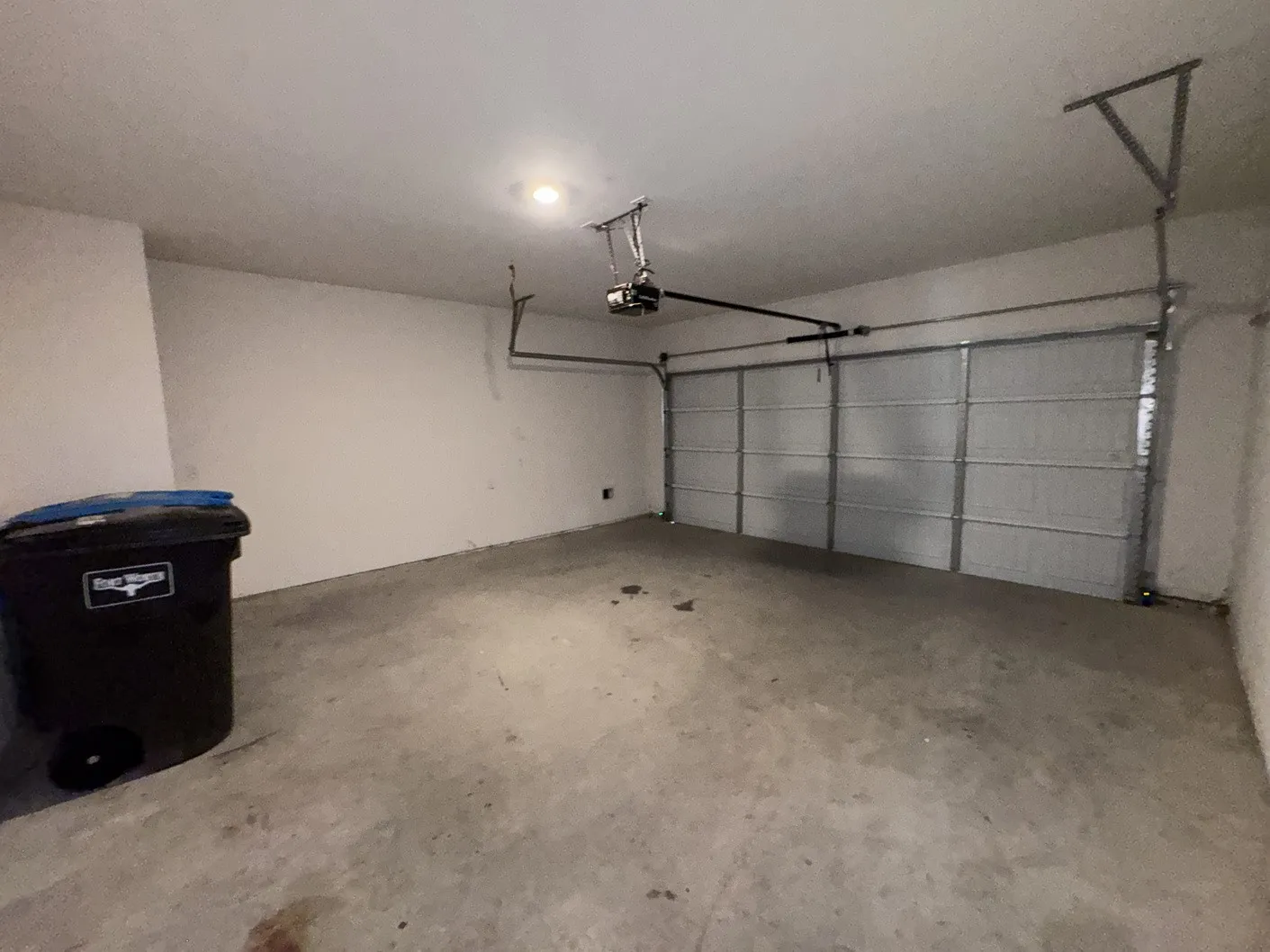Single Family Residence For Sale in Tarrant County , 1412 Woodwinds Drive, Fort Worth, Texas 76140, 5 Bedroom, 3 Bathroom, 2 Garage spaces, 2,555 Sqft, built in 2022, mls#21385263, Real Estate Agent in Fort Worth, Homes For Sale in Tarrant county, Homes For Sale in Fort Worth, Realtor in Fort Worth Texas, Real Estate Brokerage Independent Realty Texas, Luminita Cordes Realtor