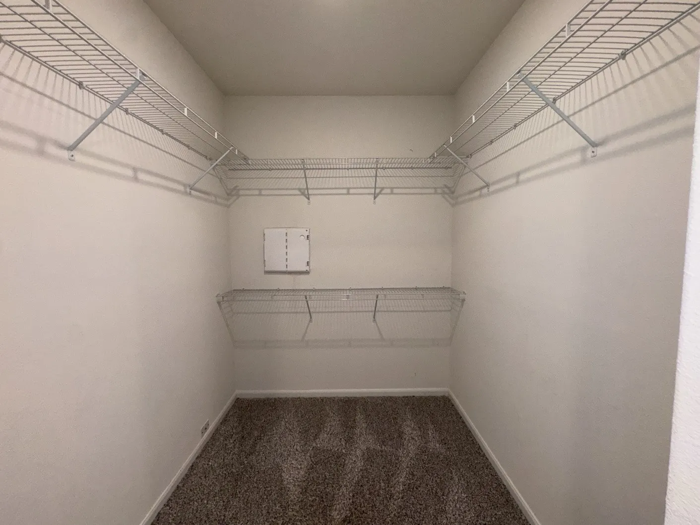 Single Family Residence For Sale in Tarrant County , 1412 Woodwinds Drive, Fort Worth, Texas 76140, 5 Bedroom, 3 Bathroom, 2 Garage spaces, 2,555 Sqft, built in 2022, mls#21385263, Real Estate Agent in Fort Worth, Homes For Sale in Tarrant county, Homes For Sale in Fort Worth, Realtor in Fort Worth Texas, Real Estate Brokerage Independent Realty Texas, Luminita Cordes Realtor