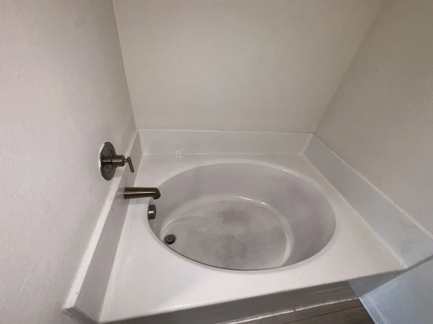 Single Family Residence For Sale in Tarrant County , 1412 Woodwinds Drive, Fort Worth, Texas 76140, 5 Bedroom, 3 Bathroom, 2 Garage spaces, 2,555 Sqft, built in 2022, mls#21385263, Real Estate Agent in Fort Worth, Homes For Sale in Tarrant county, Homes For Sale in Fort Worth, Realtor in Fort Worth Texas, Real Estate Brokerage Independent Realty Texas, Luminita Cordes Realtor
