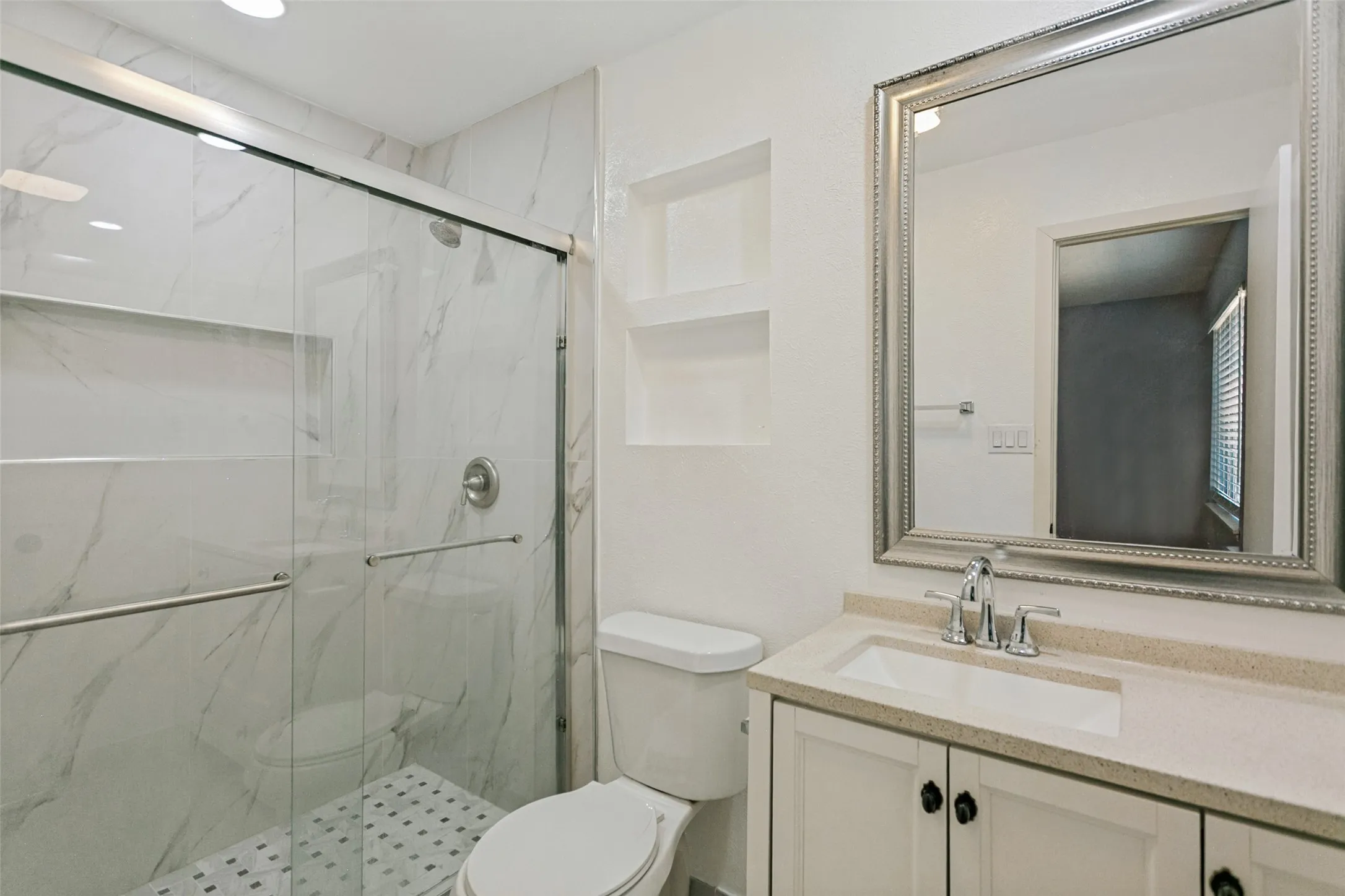 Single Family Residence For Rent in Collin County , 1105 Joshua Tree Drive, Plano, Texas 75023, 3 Bedroom, 2 Bathroom, 2 Garage spaces, 1,521 Sqft, built in 1979, mls#21381616, Real Estate Agent in Plano, Homes For Rent in Collin county, Homes For Rent in Plano, Realtor in Plano Texas, Real Estate Brokerage Independent Realty Texas, Luminita Cordes Realtor