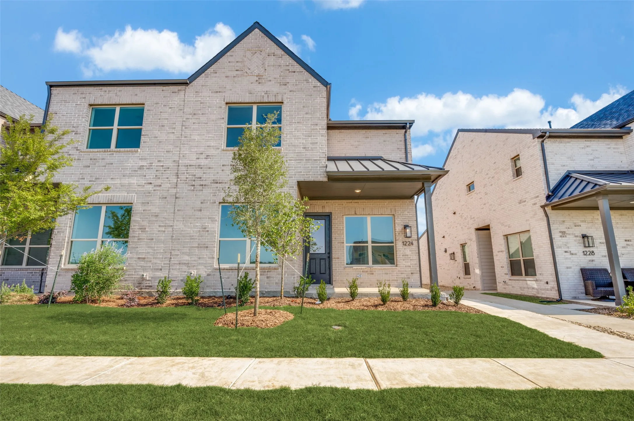 Townhouse For Rent in Collin County , 1224 Eureka Springs Street, Celina, Texas 75078, 3 Bedroom, 3 Bathroom, 2 Garage spaces, 1,970 Sqft, built in 2025, mls#21384847, Real Estate Agent in Celina, Homes For Rent in Collin county, Homes For Rent in Celina, Realtor in Celina Texas, Real Estate Brokerage Independent Realty Texas, Luminita Cordes Realtor