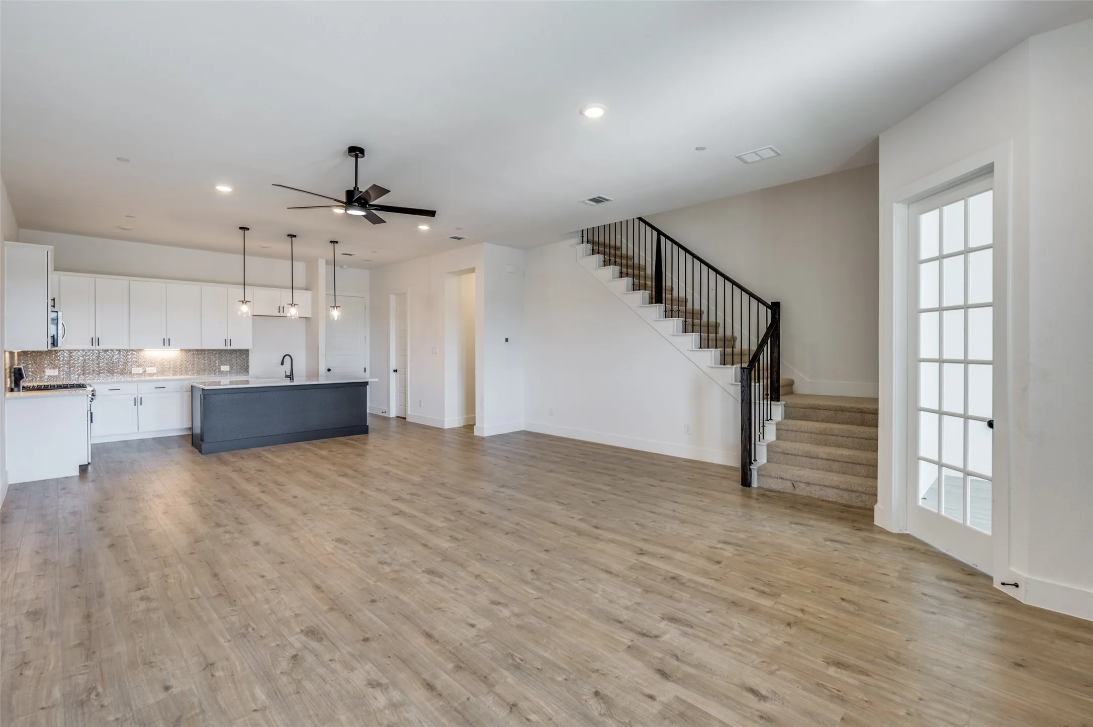 Townhouse For Rent in Collin County , 1224 Eureka Springs Street, Celina, Texas 75078, 3 Bedroom, 3 Bathroom, 2 Garage spaces, 1,970 Sqft, built in 2025, mls#21384847, Real Estate Agent in Celina, Homes For Rent in Collin county, Homes For Rent in Celina, Realtor in Celina Texas, Real Estate Brokerage Independent Realty Texas, Luminita Cordes Realtor