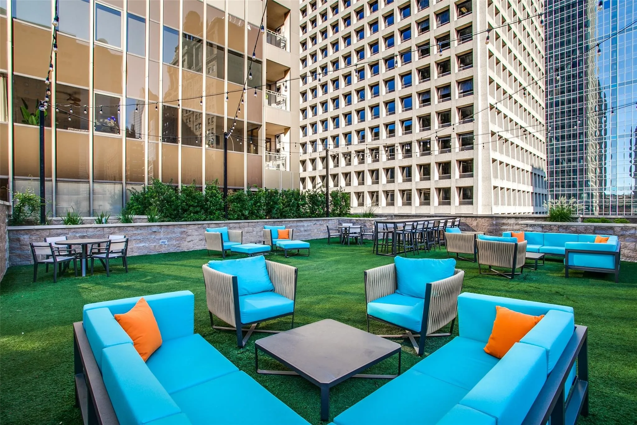 Condominium For Rent in Dallas County , 1200 Main Street 602, Dallas, Texas 75202, 1 Bedroom, 1 Bathroom, 1 Garage spaces, 660 Sqft, built in 1974, mls#21380760, Real Estate Agent in Dallas, Homes For Rent in Dallas county, Homes For Rent in Dallas, Realtor in Dallas Texas, Real Estate Brokerage Independent Realty Texas, Luminita Cordes Realtor