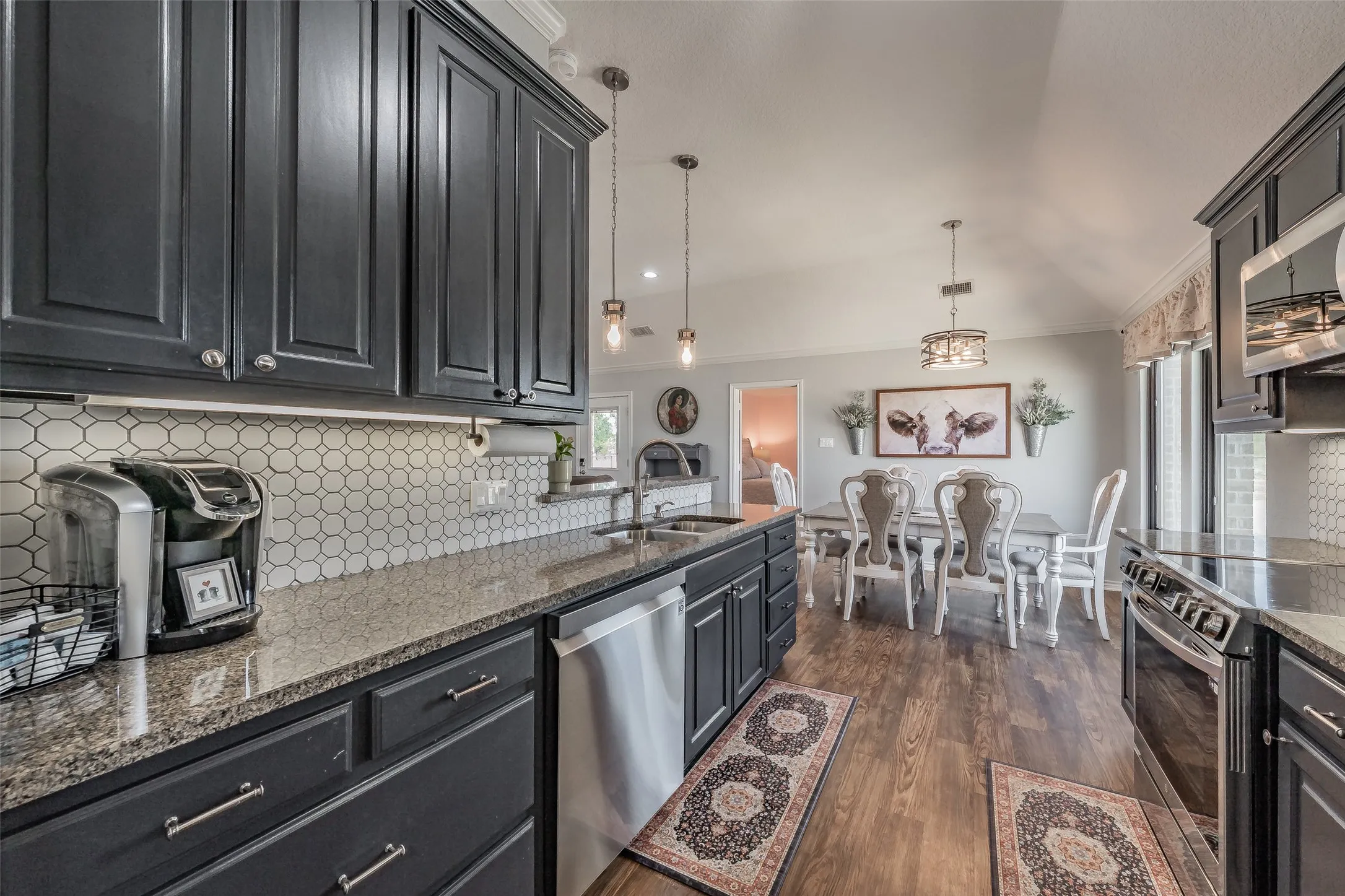 Single Family Residence For Sale in Wise County , 4798 County Road 2690, Alvord, Texas 76225, 3 Bedroom, 2 Bathroom, Garage spaces, 1,338 Sqft, built in 2014, mls#21385267, Real Estate Agent in Alvord, Homes For Sale in Wise county, Homes For Sale in Alvord, Realtor in Alvord Texas, Real Estate Brokerage Independent Realty Texas, Luminita Cordes Realtor