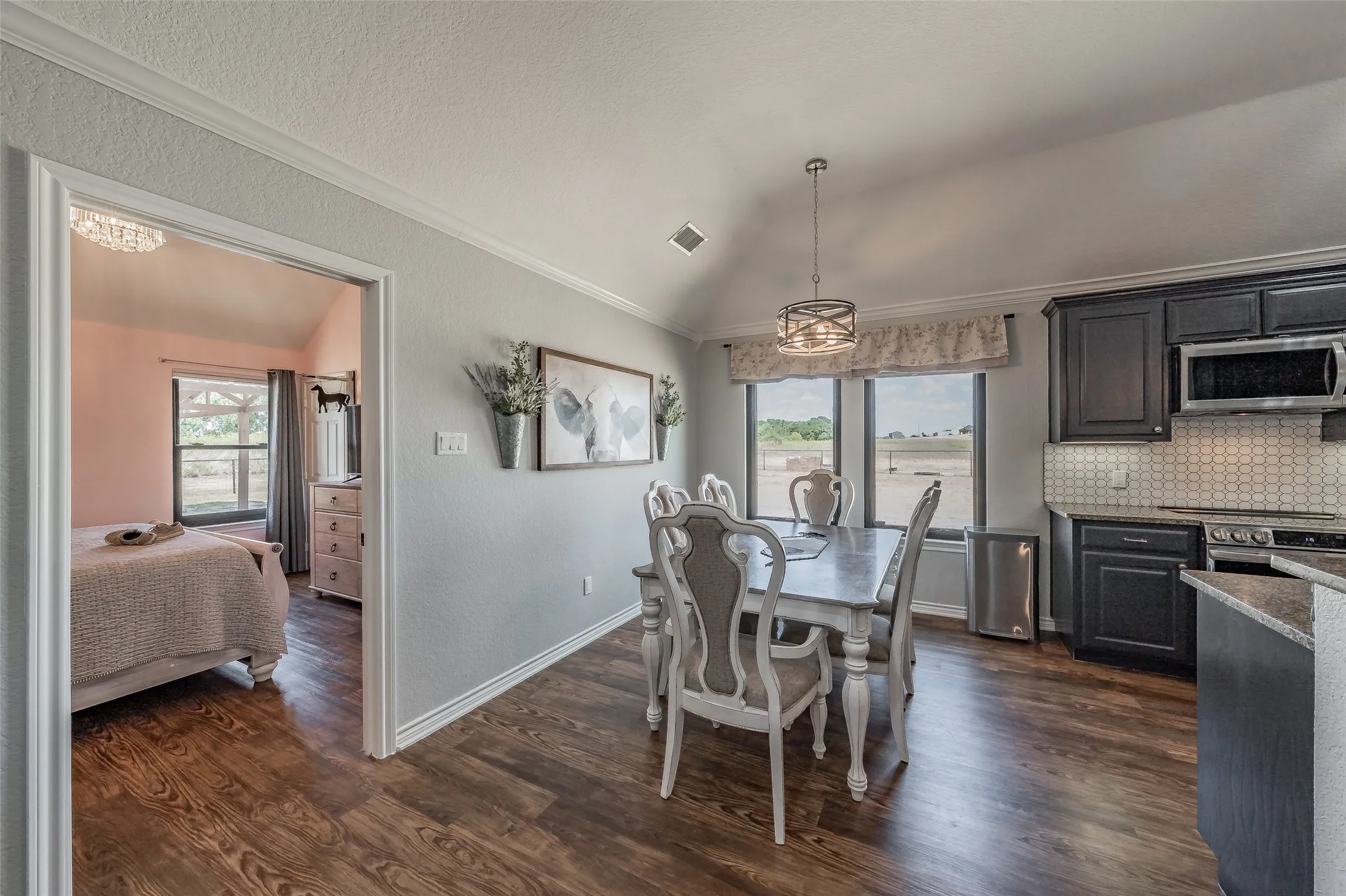 Single Family Residence For Sale in Wise County , 4798 County Road 2690, Alvord, Texas 76225, 3 Bedroom, 2 Bathroom, Garage spaces, 1,338 Sqft, built in 2014, mls#21385267, Real Estate Agent in Alvord, Homes For Sale in Wise county, Homes For Sale in Alvord, Realtor in Alvord Texas, Real Estate Brokerage Independent Realty Texas, Luminita Cordes Realtor