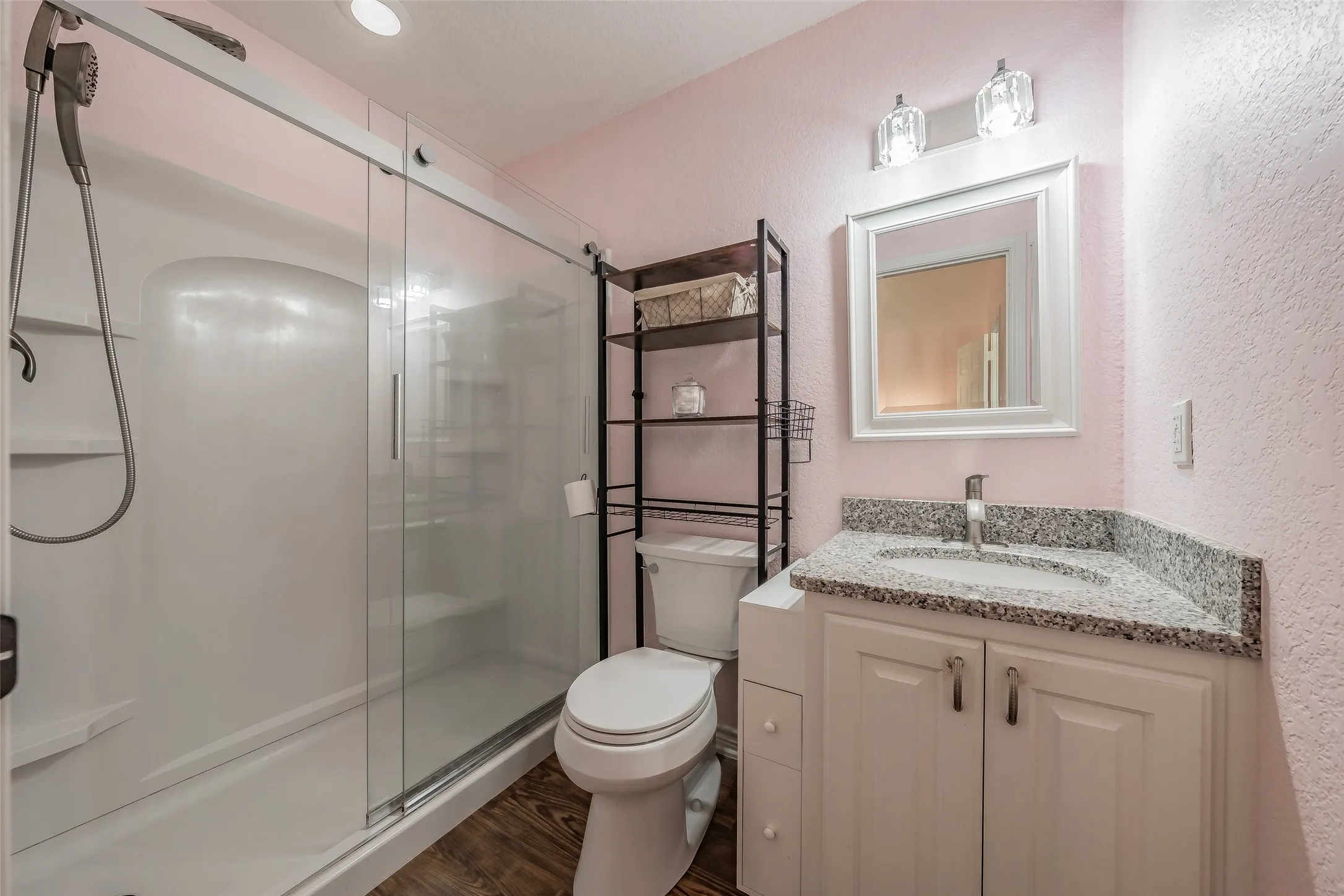Single Family Residence For Sale in Wise County , 4798 County Road 2690, Alvord, Texas 76225, 3 Bedroom, 2 Bathroom, Garage spaces, 1,338 Sqft, built in 2014, mls#21385267, Real Estate Agent in Alvord, Homes For Sale in Wise county, Homes For Sale in Alvord, Realtor in Alvord Texas, Real Estate Brokerage Independent Realty Texas, Luminita Cordes Realtor