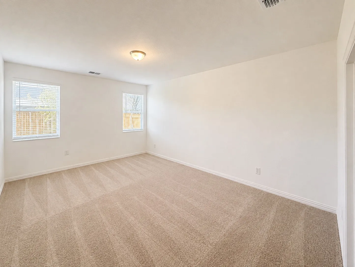 Single Family Residence For Rent in Collin County , 715 Roanoke Drive, Princeton, Texas 75407, 4 Bedroom, 4 Bathroom, 2 Garage spaces, 2,600 Sqft, built in 2025, mls#21385287, Real Estate Agent in Princeton, Homes For Rent in Collin county, Homes For Rent in Princeton, Realtor in Princeton Texas, Real Estate Brokerage Independent Realty Texas, Luminita Cordes Realtor