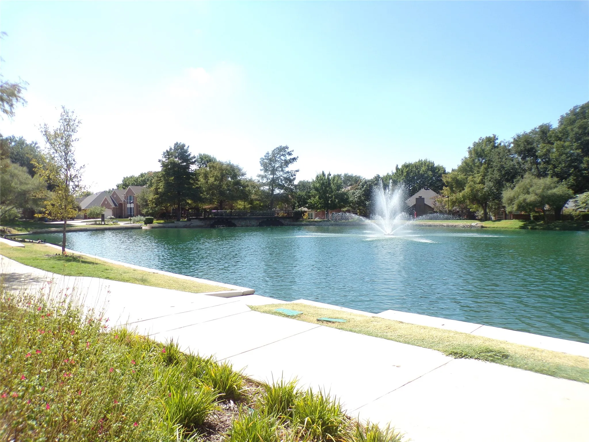 Single Family Residence For Rent in Dallas County , 3896 Weller Run Court, Addison, Texas 75001, 3 Bedroom, 2 Bathroom, 2 Garage spaces, 1,903 Sqft, built in 1992, mls#21385288, Real Estate Agent in Addison, Homes For Rent in Dallas county, Homes For Rent in Addison, Realtor in Addison Texas, Real Estate Brokerage Independent Realty Texas, Luminita Cordes Realtor