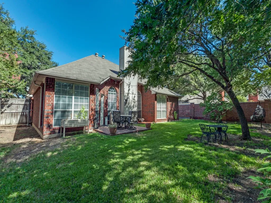 Single Family Residence For Rent in Dallas County , 3896 Weller Run Court, Addison, Texas 75001, 3 Bedroom, 2 Bathroom, 2 Garage spaces, 1,903 Sqft, built in 1992, mls#21385288, Real Estate Agent in Addison, Homes For Rent in Dallas county, Homes For Rent in Addison, Realtor in Addison Texas, Real Estate Brokerage Independent Realty Texas, Luminita Cordes Realtor
