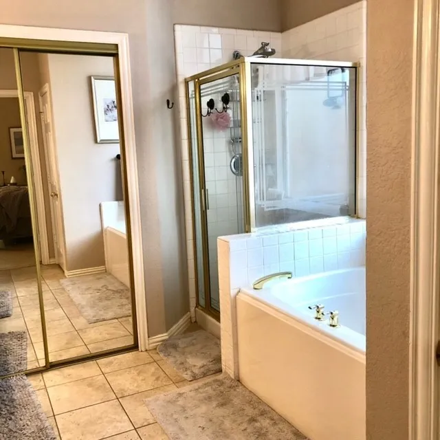 Single Family Residence For Rent in Dallas County , 3896 Weller Run Court, Addison, Texas 75001, 3 Bedroom, 2 Bathroom, 2 Garage spaces, 1,903 Sqft, built in 1992, mls#21385288, Real Estate Agent in Addison, Homes For Rent in Dallas county, Homes For Rent in Addison, Realtor in Addison Texas, Real Estate Brokerage Independent Realty Texas, Luminita Cordes Realtor