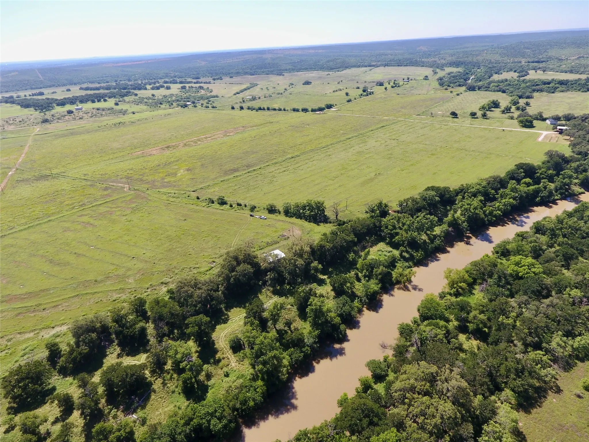 Single Family Residence For Sale in Mills County , 588 County Road 430, Goldthwaite, Texas 76844, 1 Bedroom, 1 Bathroom, Garage spaces, 720 Sqft, built in 1980, mls#21385291, Real Estate Agent in Goldthwaite, Homes For Sale in Mills county, Homes For Sale in Goldthwaite, Realtor in Goldthwaite Texas, Real Estate Brokerage Independent Realty Texas, Luminita Cordes Realtor