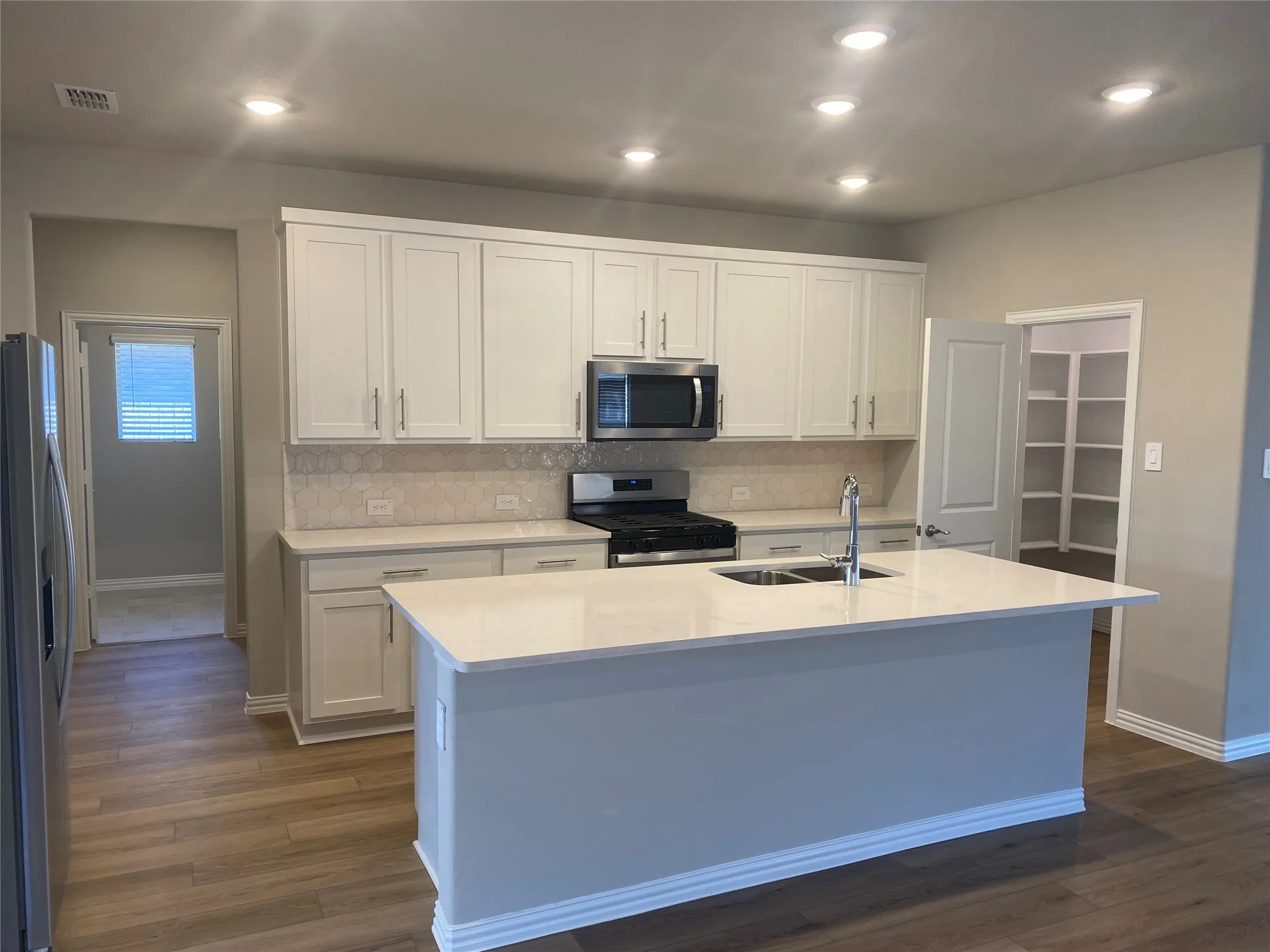 Single Family Residence For Rent in Dallas County , 2129 Mustang Way, Seagoville, Texas 75159, 4 Bedroom, 4 Bathroom, 2 Garage spaces, 3,082 Sqft, built in 2025, mls#21385297, Real Estate Agent in Seagoville, Homes For Rent in Dallas county, Homes For Rent in Seagoville, Realtor in Seagoville Texas, Real Estate Brokerage Independent Realty Texas, Luminita Cordes Realtor