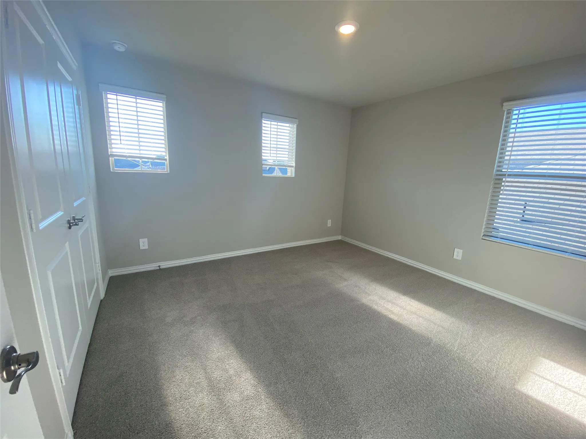 Single Family Residence For Rent in Dallas County , 2129 Mustang Way, Seagoville, Texas 75159, 4 Bedroom, 4 Bathroom, 2 Garage spaces, 3,082 Sqft, built in 2025, mls#21385297, Real Estate Agent in Seagoville, Homes For Rent in Dallas county, Homes For Rent in Seagoville, Realtor in Seagoville Texas, Real Estate Brokerage Independent Realty Texas, Luminita Cordes Realtor