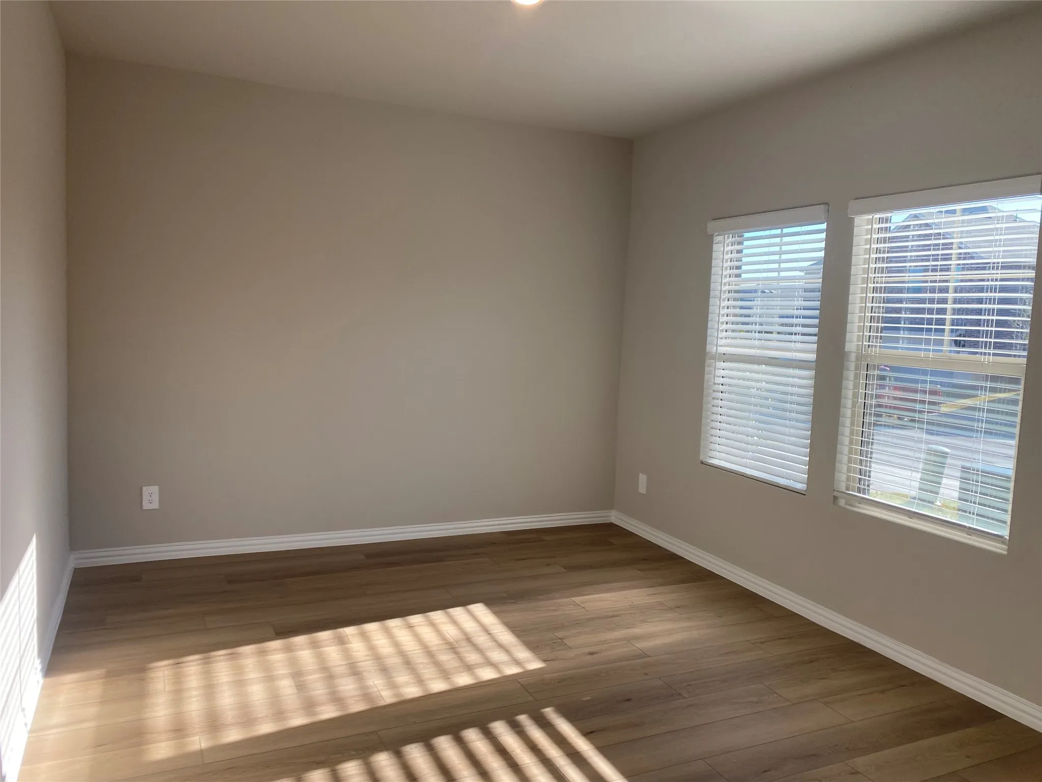 Single Family Residence For Rent in Dallas County , 2129 Mustang Way, Seagoville, Texas 75159, 4 Bedroom, 4 Bathroom, 2 Garage spaces, 3,082 Sqft, built in 2025, mls#21385297, Real Estate Agent in Seagoville, Homes For Rent in Dallas county, Homes For Rent in Seagoville, Realtor in Seagoville Texas, Real Estate Brokerage Independent Realty Texas, Luminita Cordes Realtor
