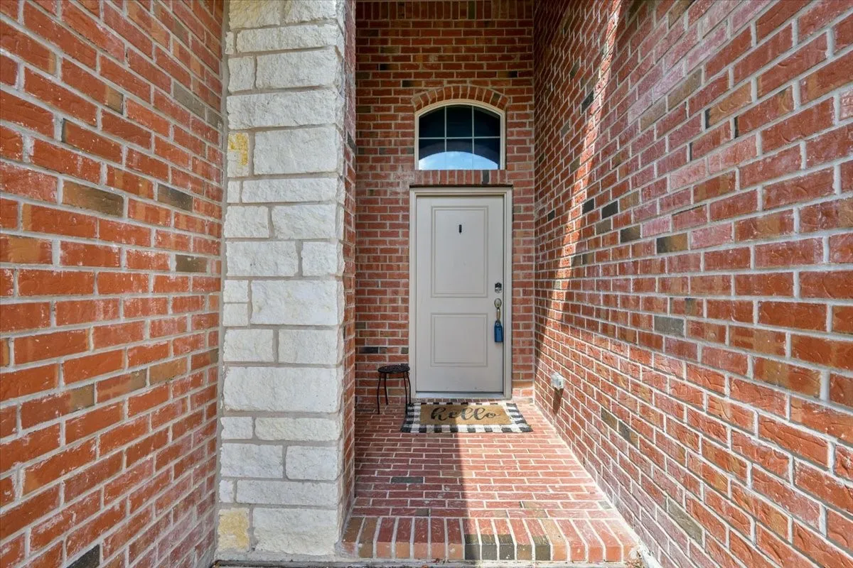 Single Family Residence For Sale in Parker County , 2424 O Conner Ranch Drive, Weatherford, Texas 76087, 4 Bedroom, 2 Bathroom, 2 Garage spaces, 1,797 Sqft, built in 2021, mls#21374357, Real Estate Agent in Weatherford, Homes For Sale in Parker county, Homes For Sale in Weatherford, Realtor in Weatherford Texas, Real Estate Brokerage Independent Realty Texas, Luminita Cordes Realtor
