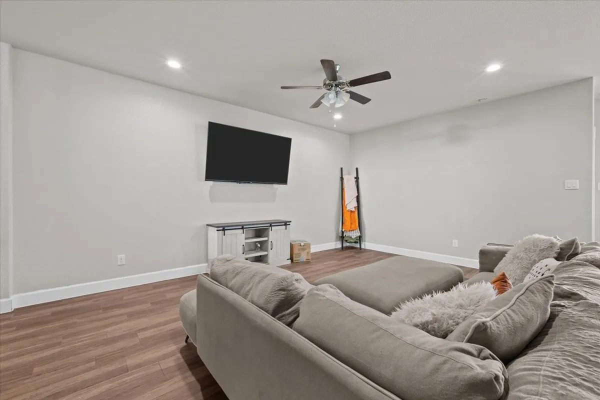 Single Family Residence For Sale in Parker County , 2424 O Conner Ranch Drive, Weatherford, Texas 76087, 4 Bedroom, 2 Bathroom, 2 Garage spaces, 1,797 Sqft, built in 2021, mls#21374357, Real Estate Agent in Weatherford, Homes For Sale in Parker county, Homes For Sale in Weatherford, Realtor in Weatherford Texas, Real Estate Brokerage Independent Realty Texas, Luminita Cordes Realtor