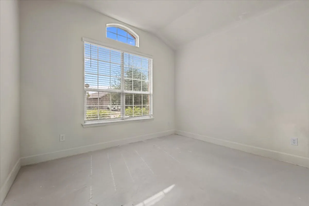 Single Family Residence For Sale in Parker County , 2424 O Conner Ranch Drive, Weatherford, Texas 76087, 4 Bedroom, 2 Bathroom, 2 Garage spaces, 1,797 Sqft, built in 2021, mls#21374357, Real Estate Agent in Weatherford, Homes For Sale in Parker county, Homes For Sale in Weatherford, Realtor in Weatherford Texas, Real Estate Brokerage Independent Realty Texas, Luminita Cordes Realtor