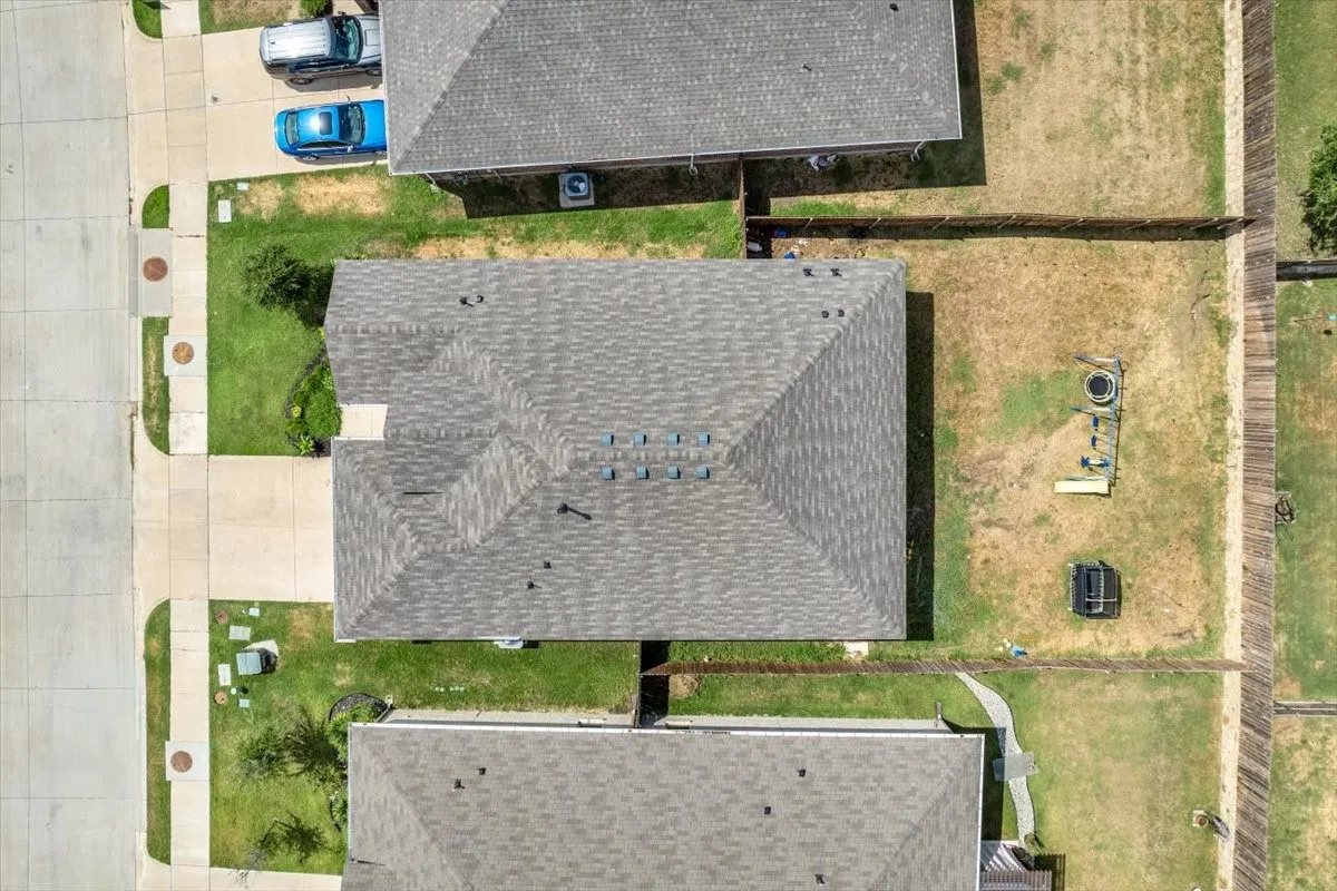 Single Family Residence For Sale in Parker County , 2424 O Conner Ranch Drive, Weatherford, Texas 76087, 4 Bedroom, 2 Bathroom, 2 Garage spaces, 1,797 Sqft, built in 2021, mls#21374357, Real Estate Agent in Weatherford, Homes For Sale in Parker county, Homes For Sale in Weatherford, Realtor in Weatherford Texas, Real Estate Brokerage Independent Realty Texas, Luminita Cordes Realtor