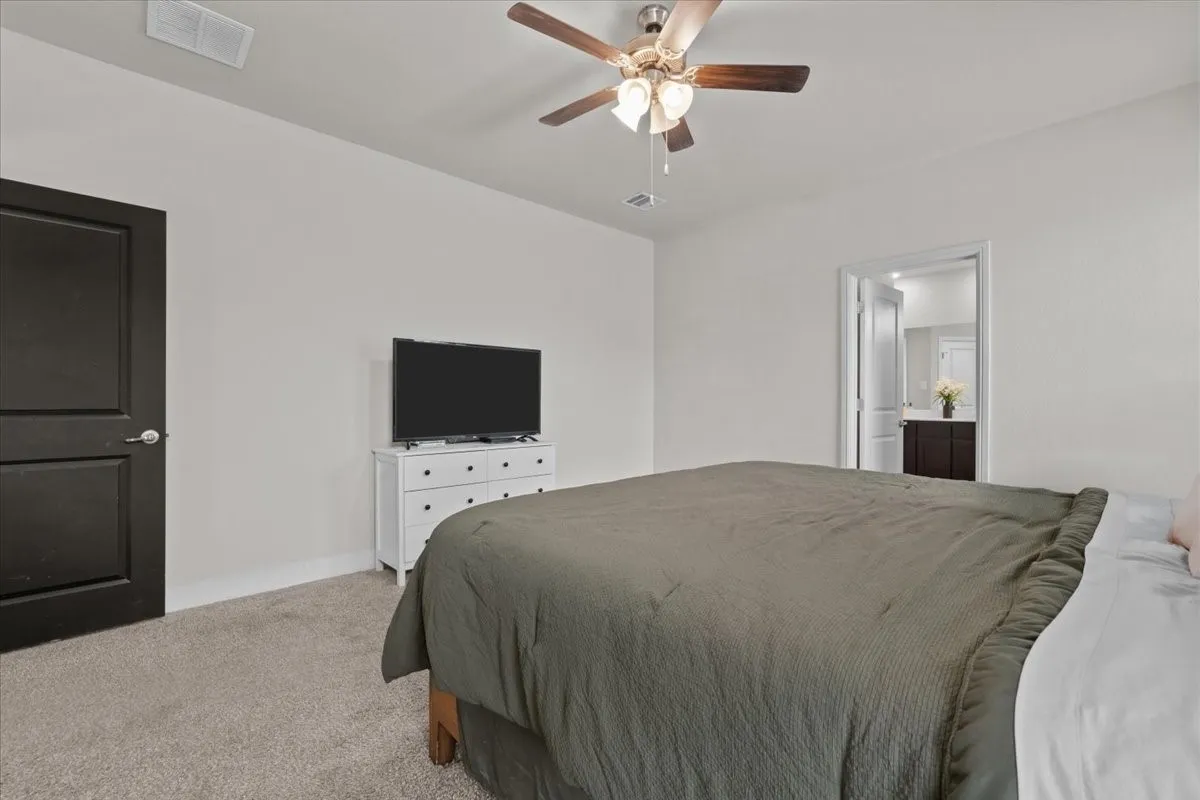 Single Family Residence For Sale in Parker County , 2424 O Conner Ranch Drive, Weatherford, Texas 76087, 4 Bedroom, 2 Bathroom, 2 Garage spaces, 1,797 Sqft, built in 2021, mls#21374357, Real Estate Agent in Weatherford, Homes For Sale in Parker county, Homes For Sale in Weatherford, Realtor in Weatherford Texas, Real Estate Brokerage Independent Realty Texas, Luminita Cordes Realtor