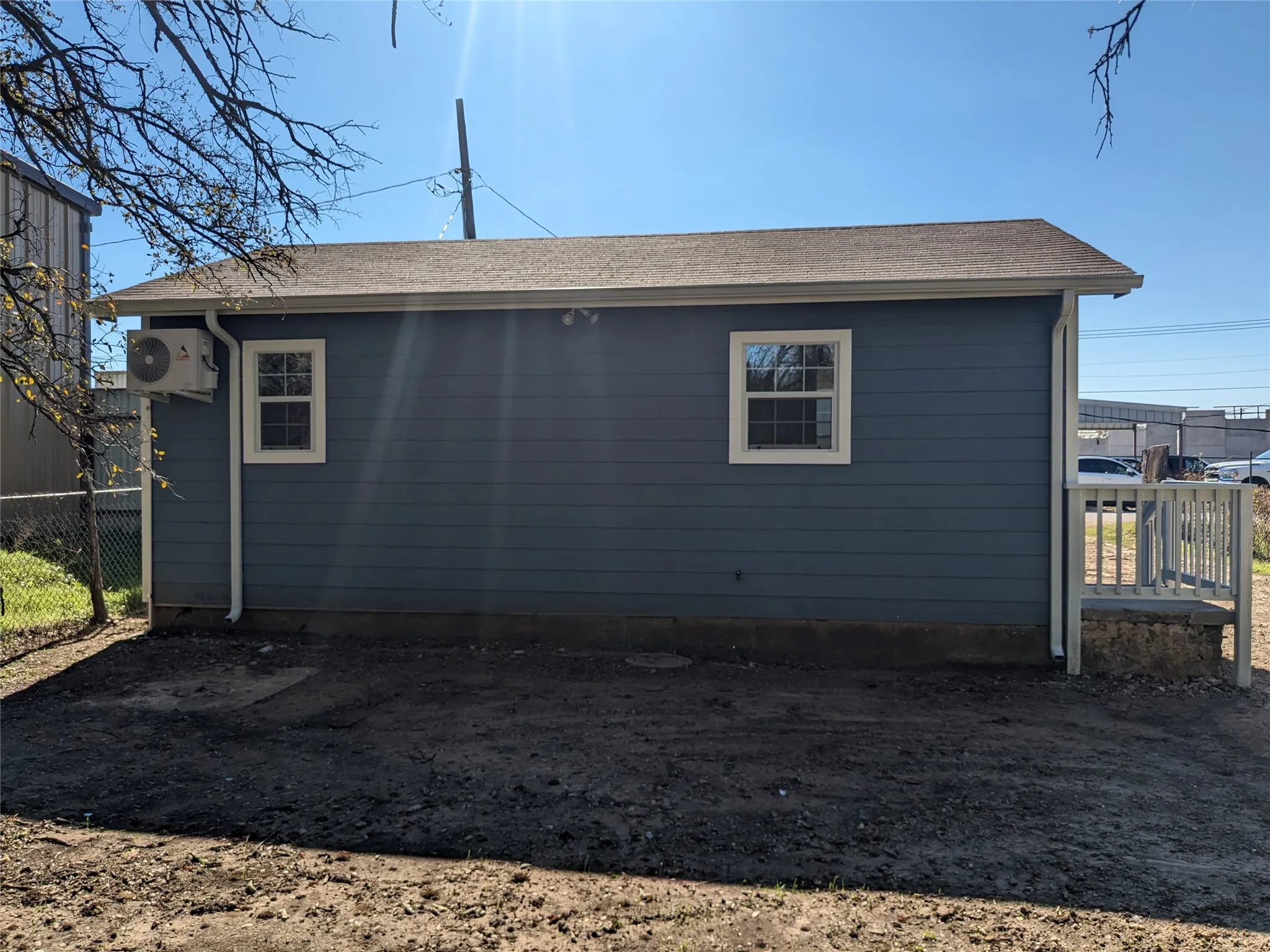 Single Family Residence For Sale in Tarrant County , 4916 Roadrunner Road, Fort Worth, Texas 76135, 1 Bedroom, 1 Bathroom, Garage spaces, 520 Sqft, built in 1955, mls#21385295, Real Estate Agent in Fort Worth, Homes For Sale in Tarrant county, Homes For Sale in Fort Worth, Realtor in Fort Worth Texas, Real Estate Brokerage Independent Realty Texas, Luminita Cordes Realtor